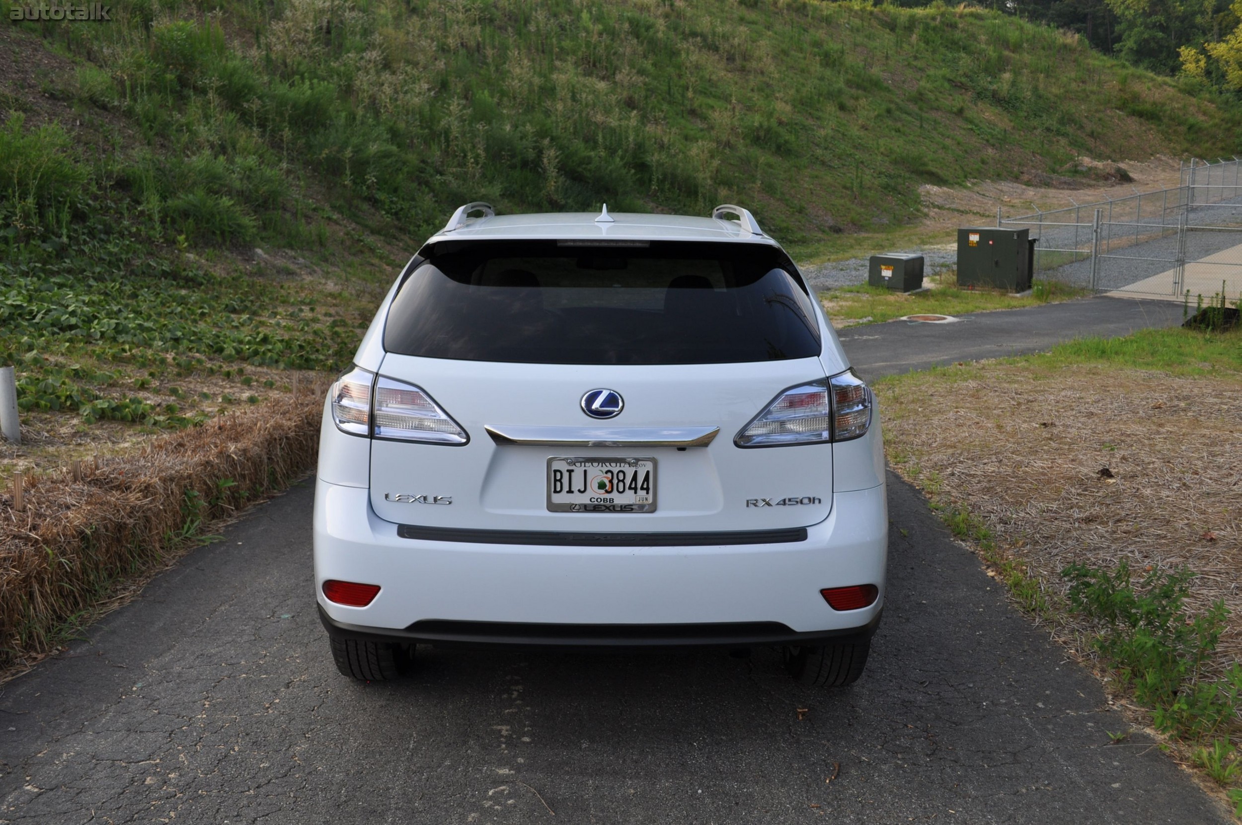 2010 Lexus RX450h Review