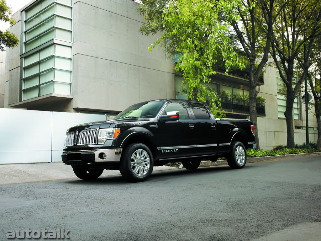 2010 Lincoln Mark LT