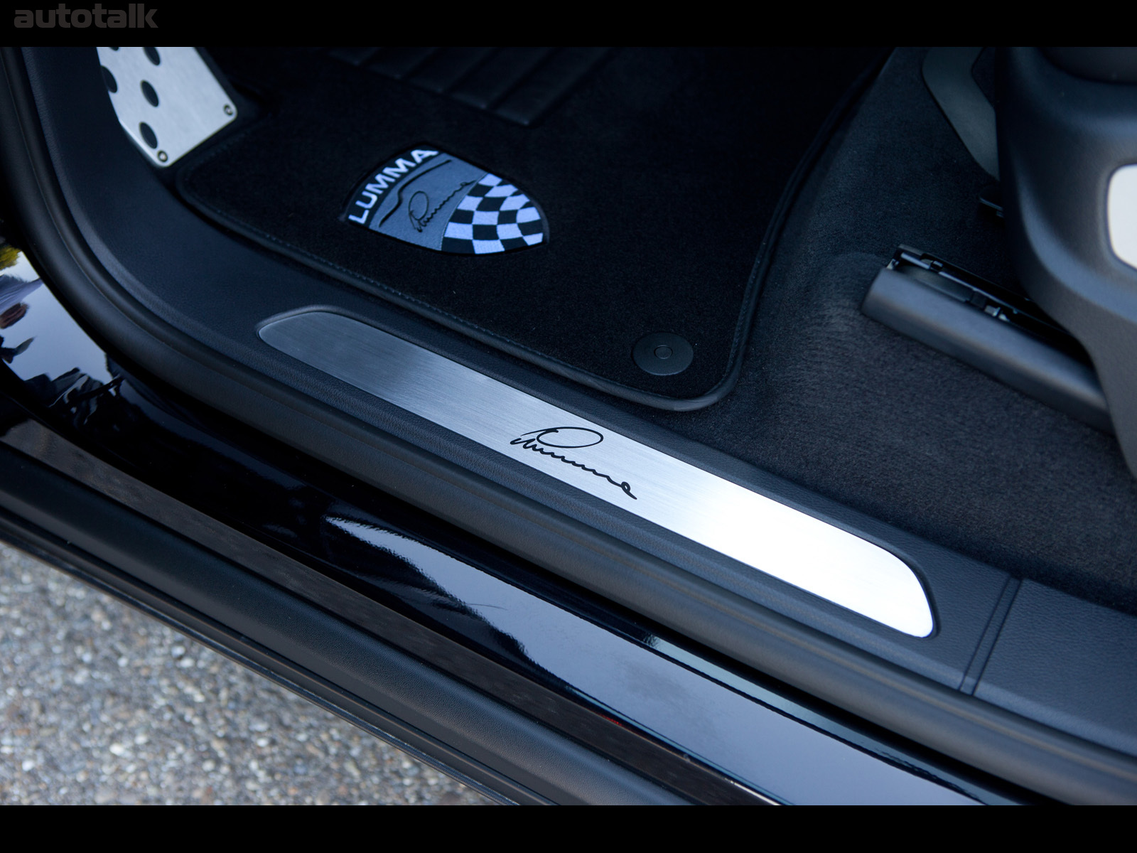 2010 Lumma Design Porsche Cayenne