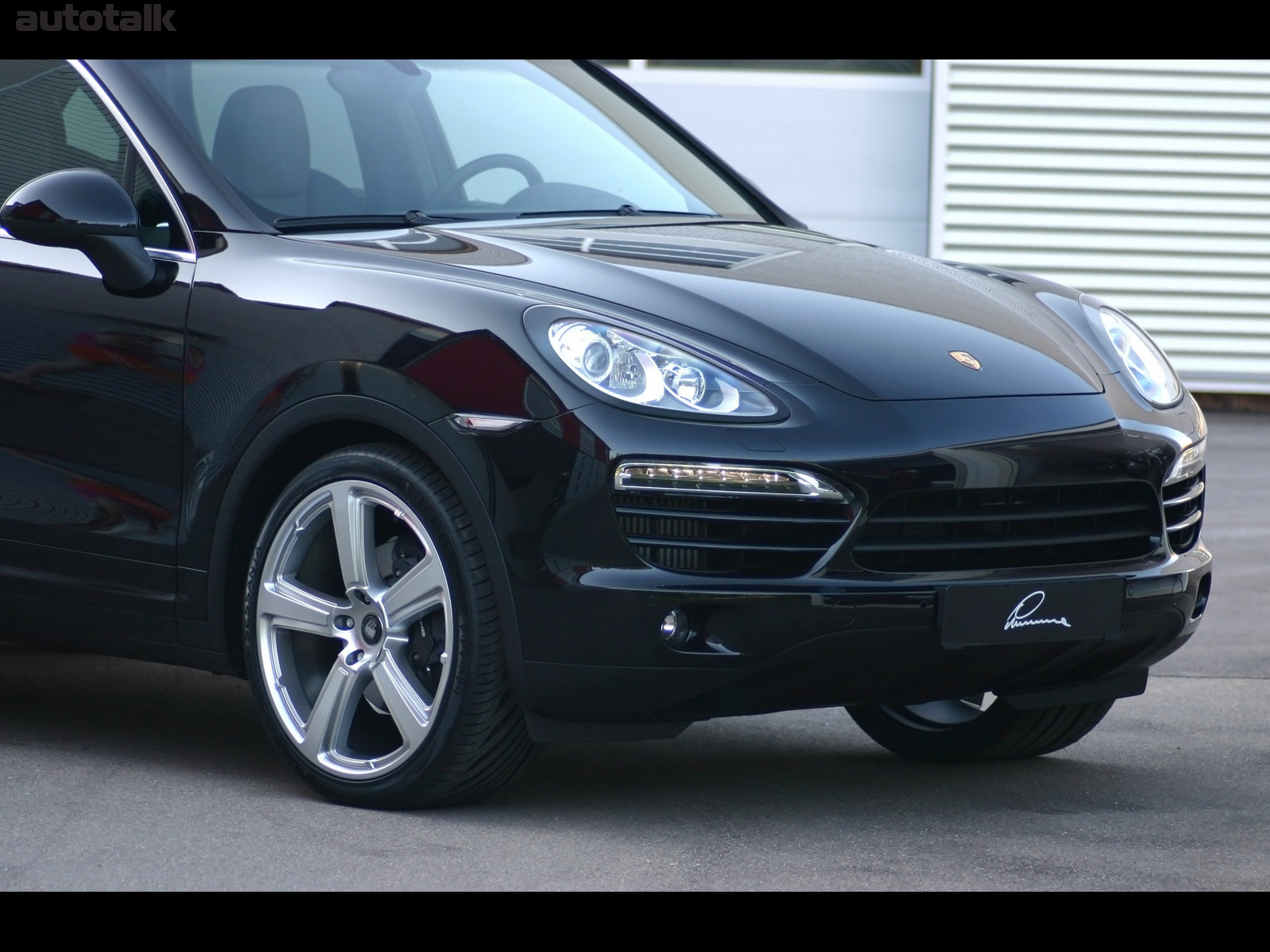 2010 Lumma Design Porsche Cayenne