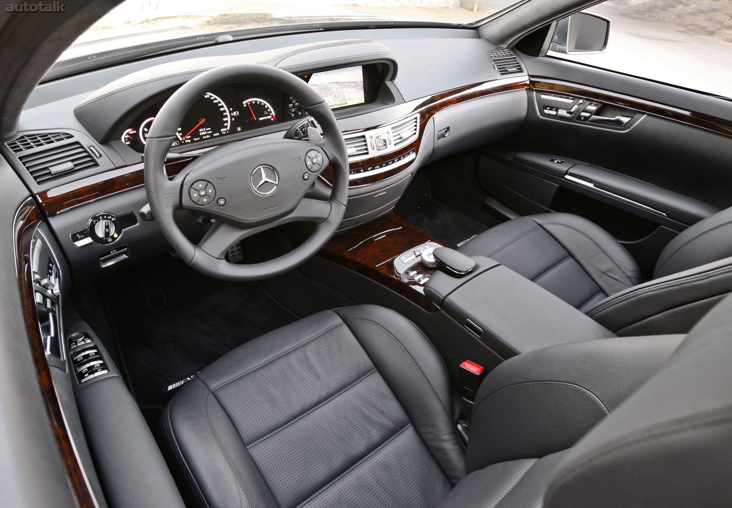 2010 Mercedes-Benz S63 AMG