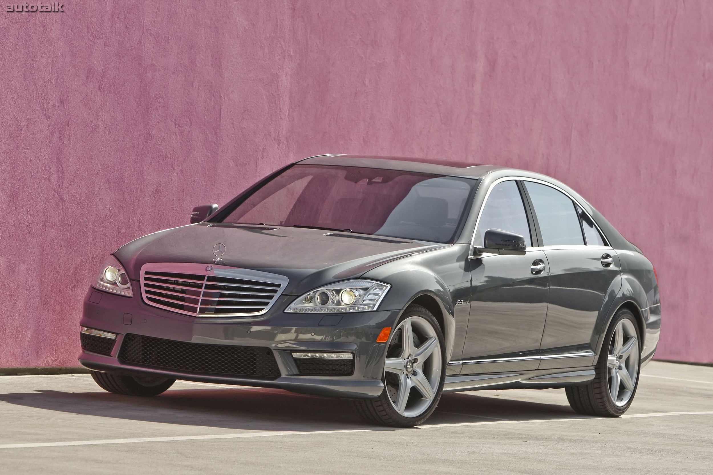 2010 Mercedes-Benz S63 AMG