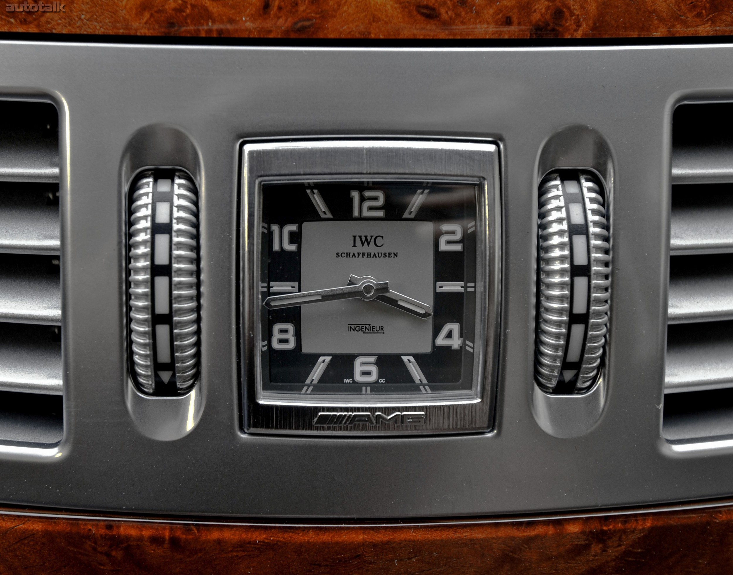 2010 Mercedes-Benz S65 AMG