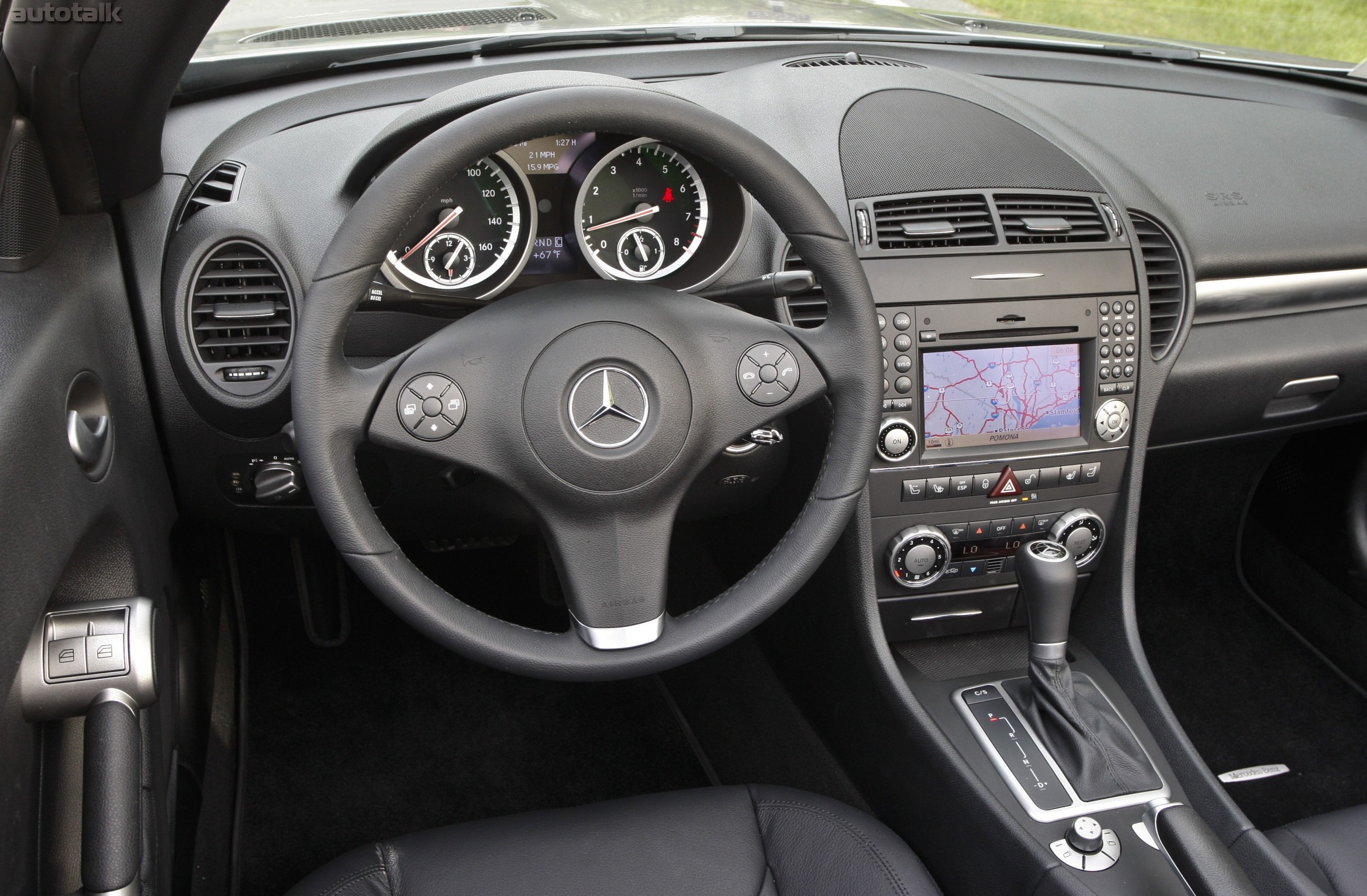 2010 Mercedes-Benz SLK350