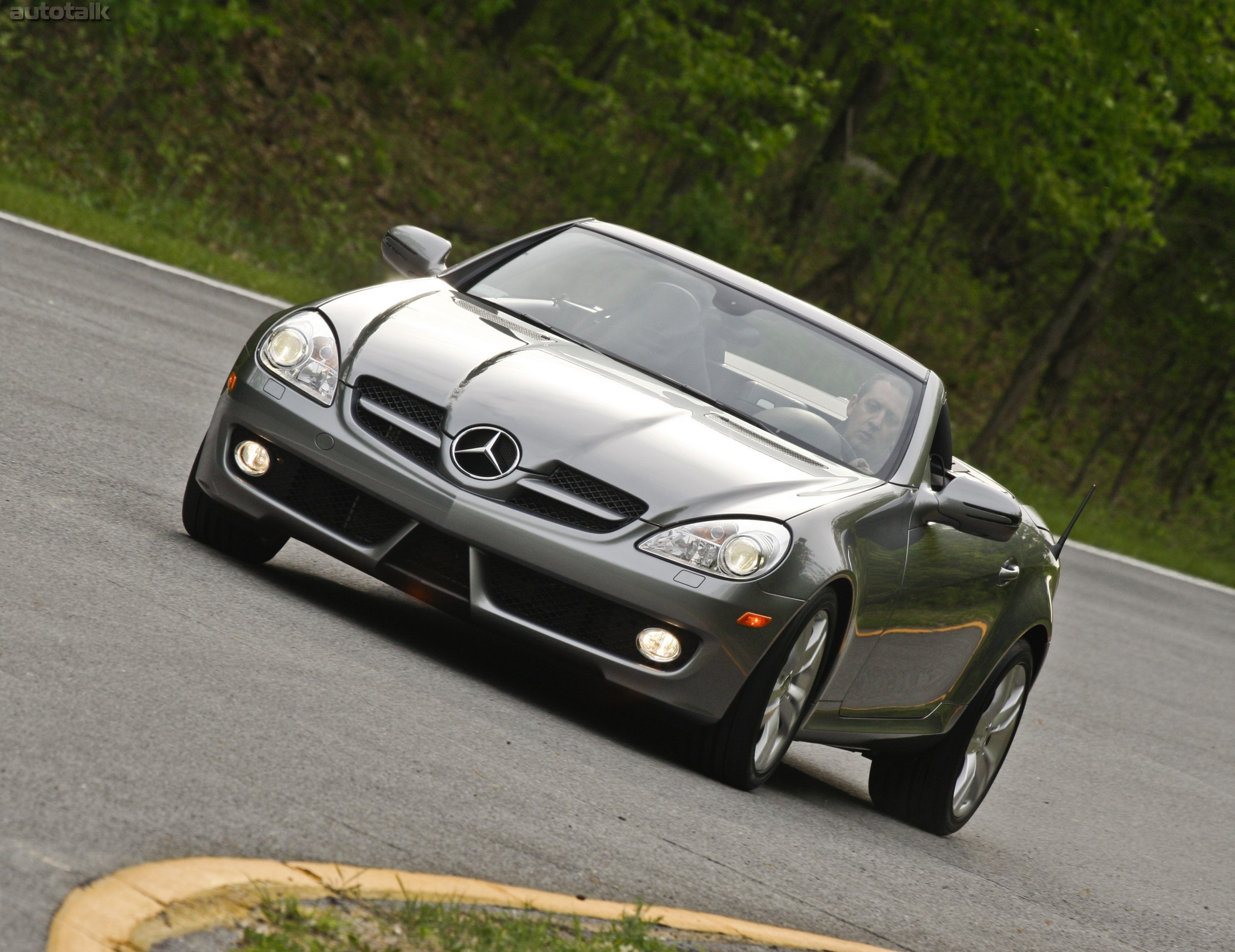 2010 Mercedes-Benz SLK350