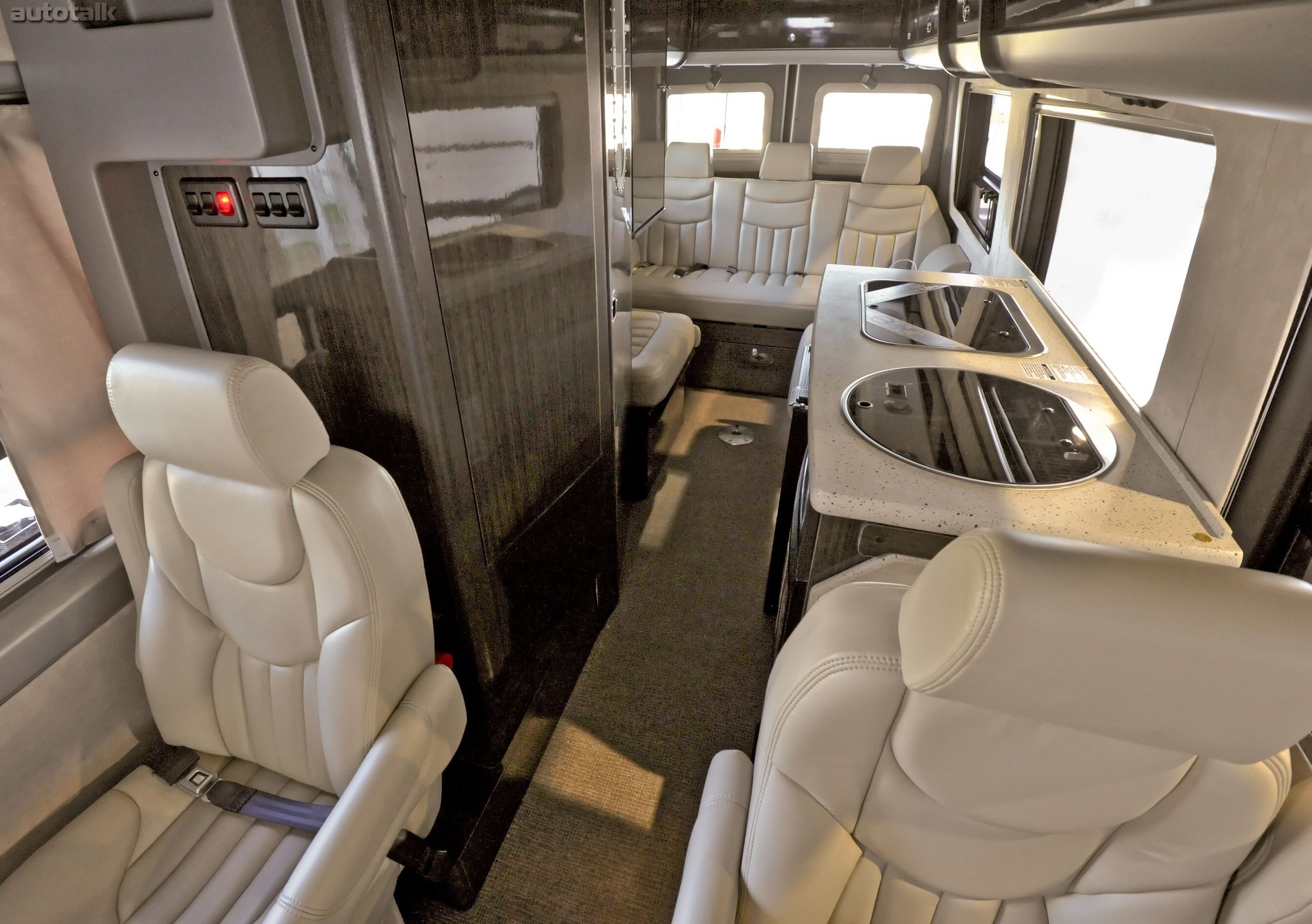 2010 Mercedes-Benz Sprinter Airstream Interstate 3500