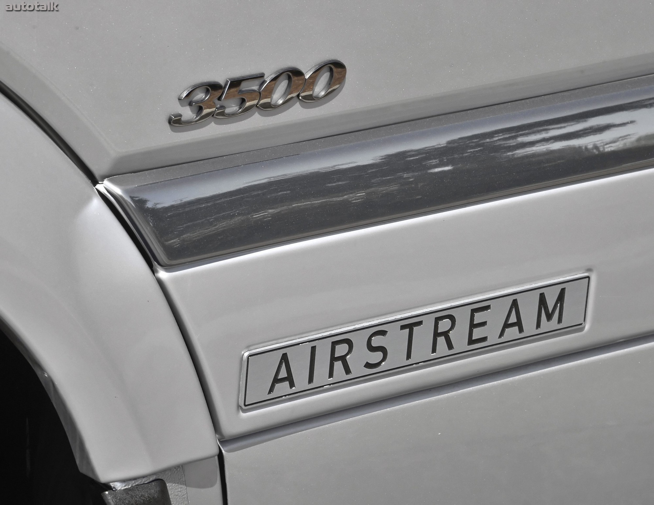 2010 Mercedes-Benz Sprinter Airstream Interstate 3500