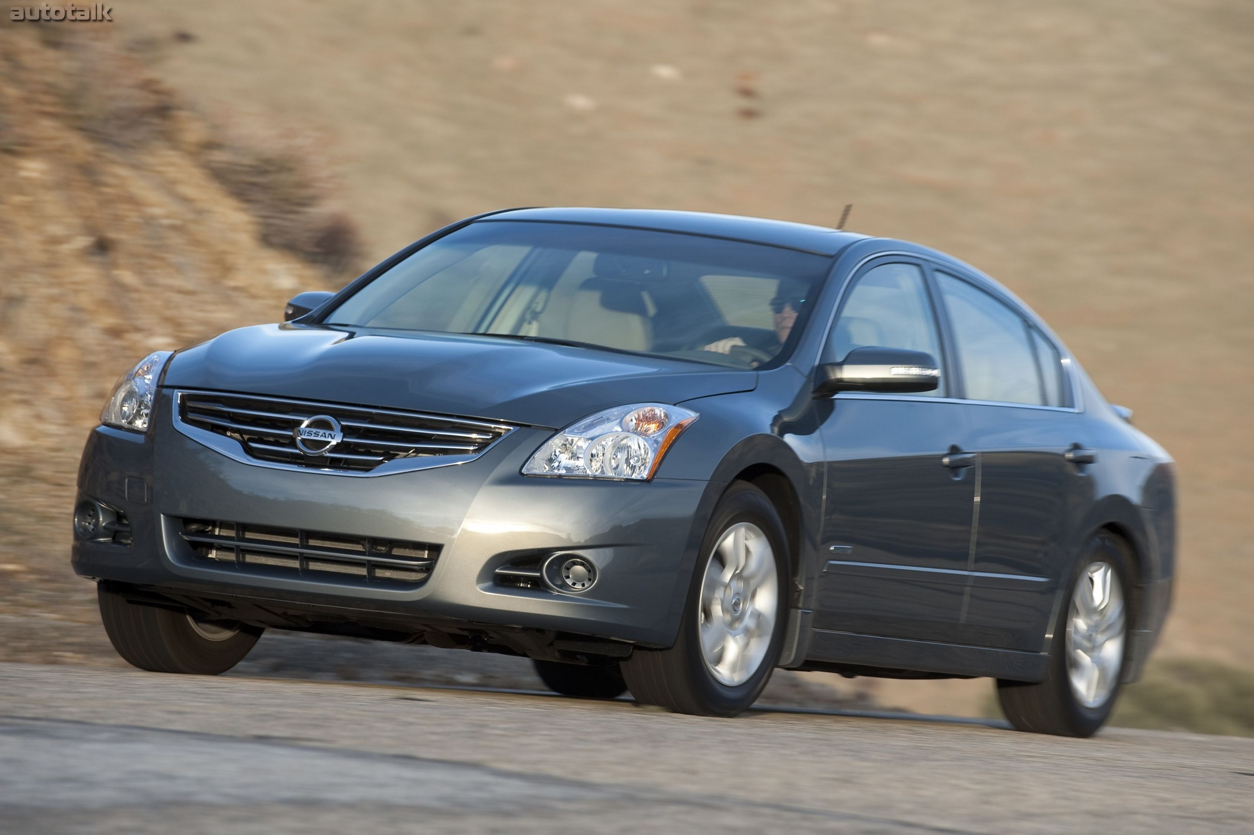 2010 Nissan Altima Hybrid