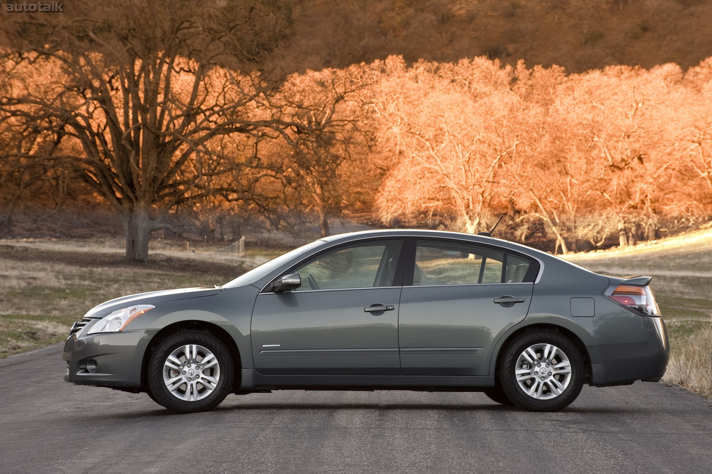 2010 Nissan Altima Hybrid