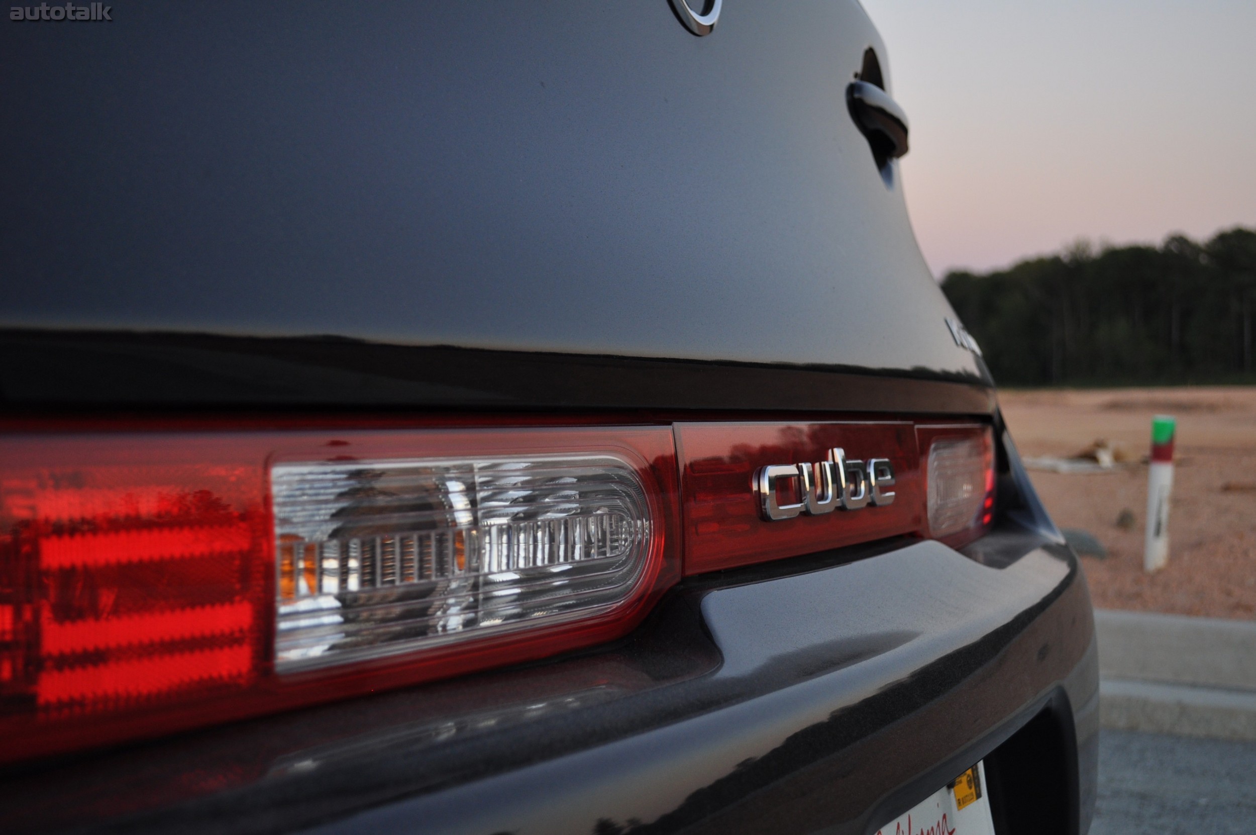 2010 Nissan Cube Krom Review