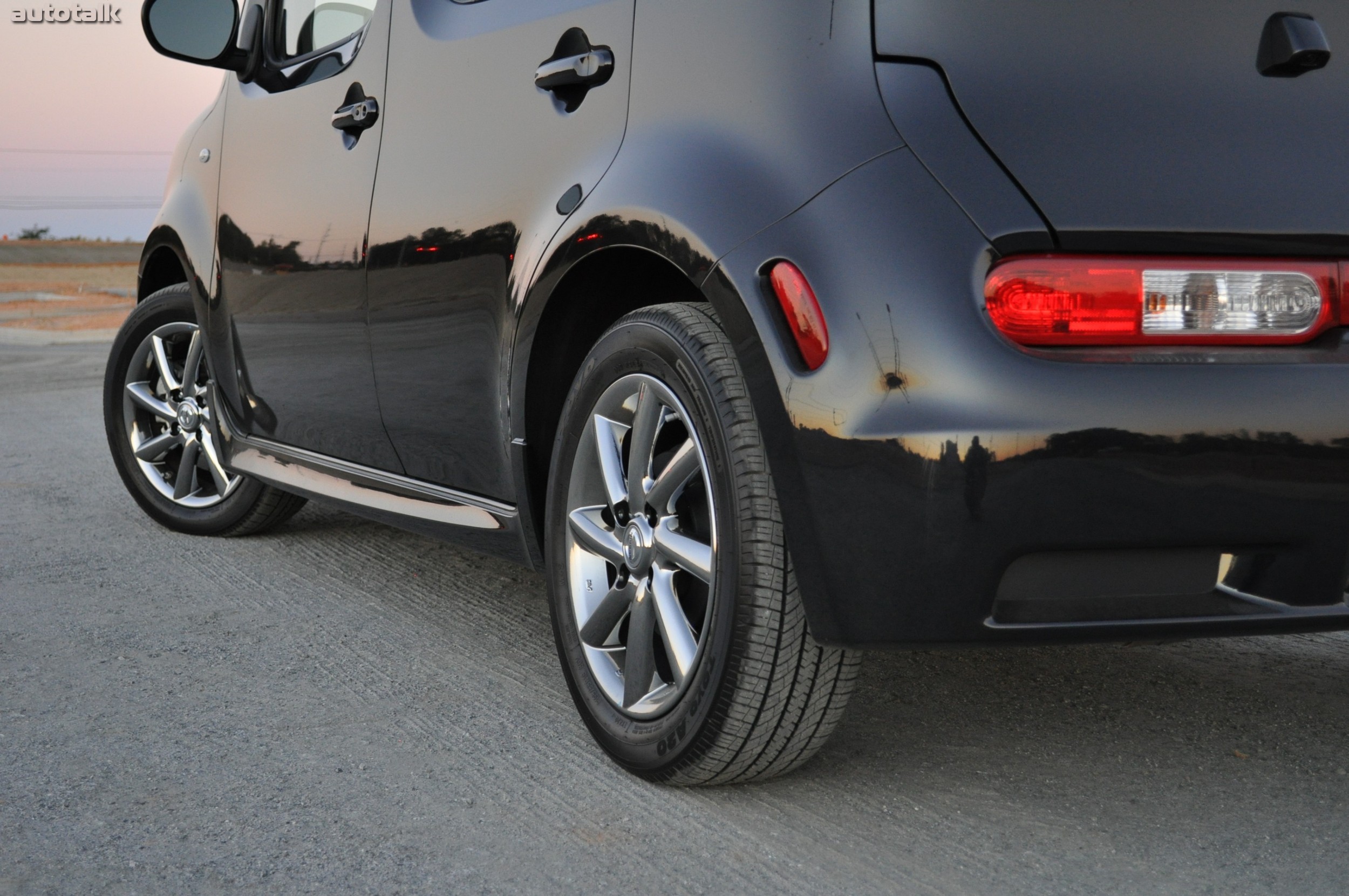 2010 Nissan Cube Krom Review