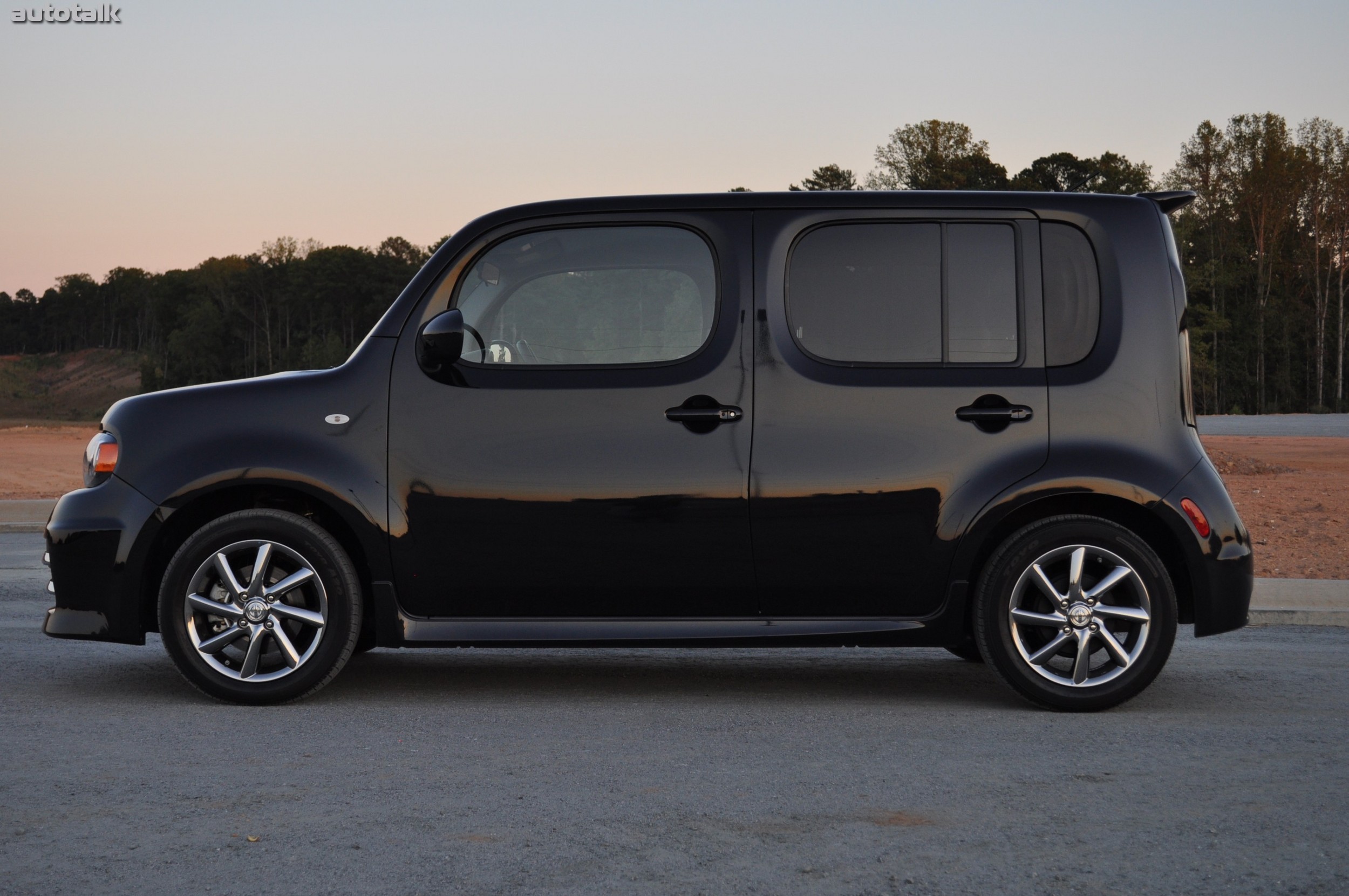 2010 Nissan Cube Krom Review