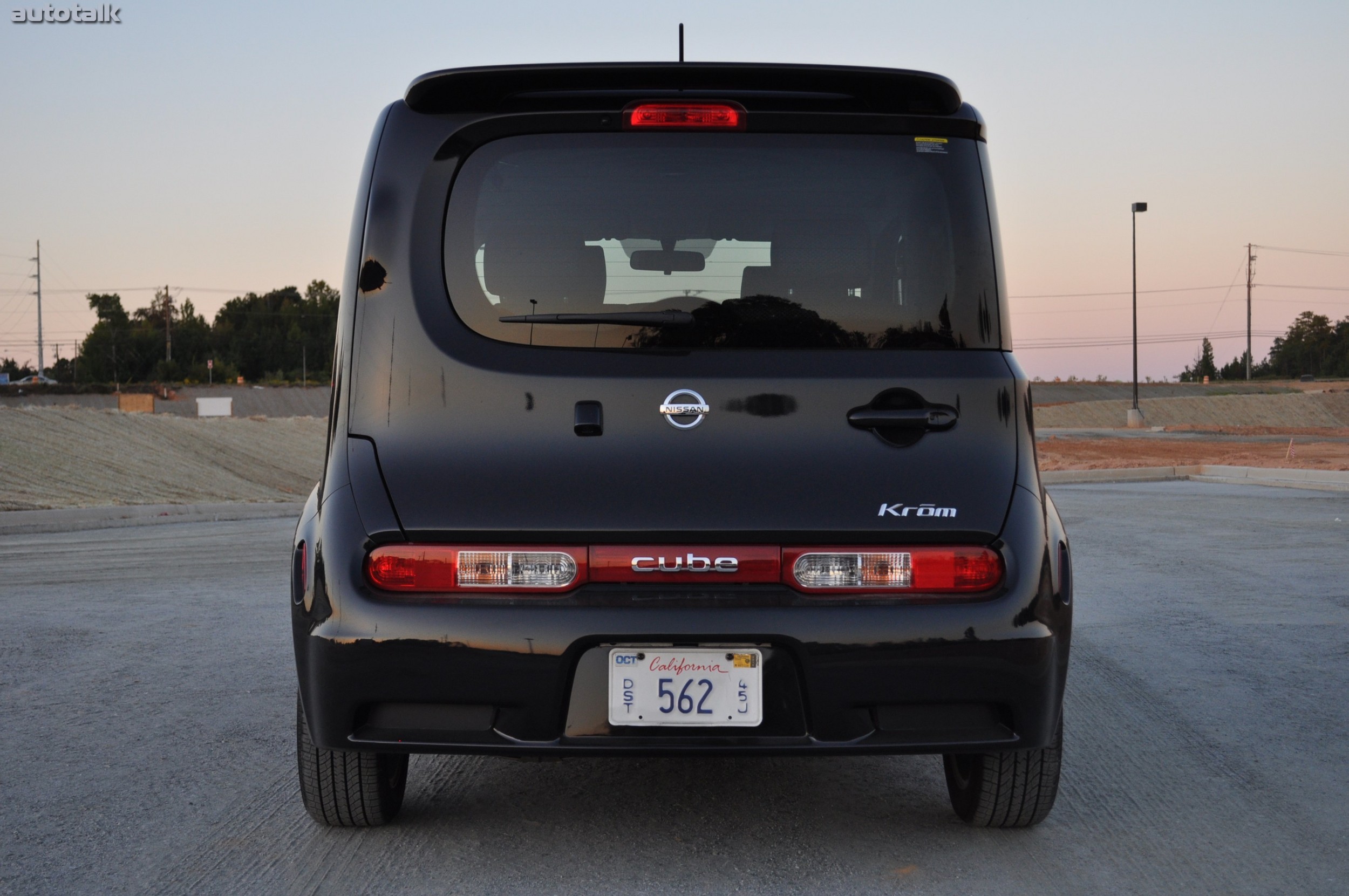 2010 Nissan Cube Krom Review