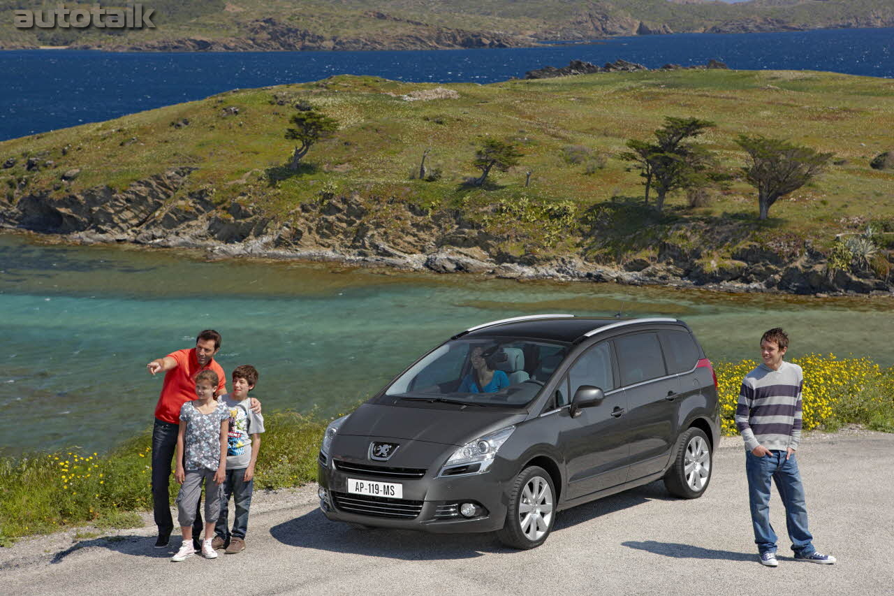 2010 Peugeot 5008