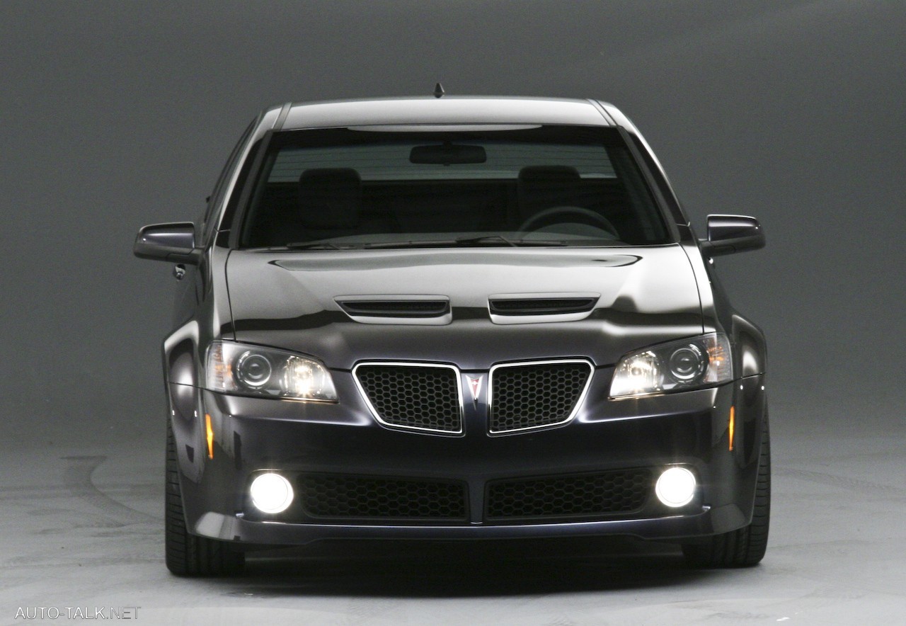 2010 Pontiac G8 Sport Truck