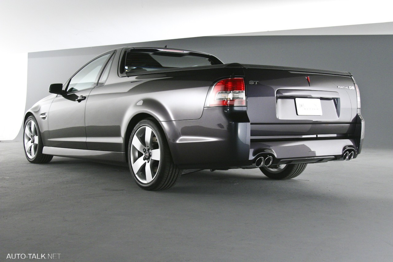 2010 Pontiac G8 Sport Truck