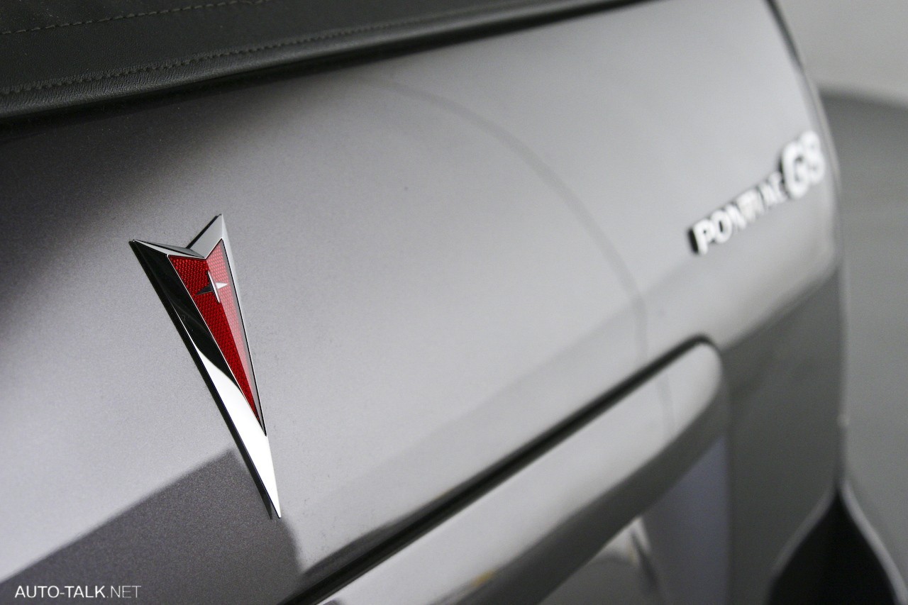 2010 Pontiac G8 Sport Truck