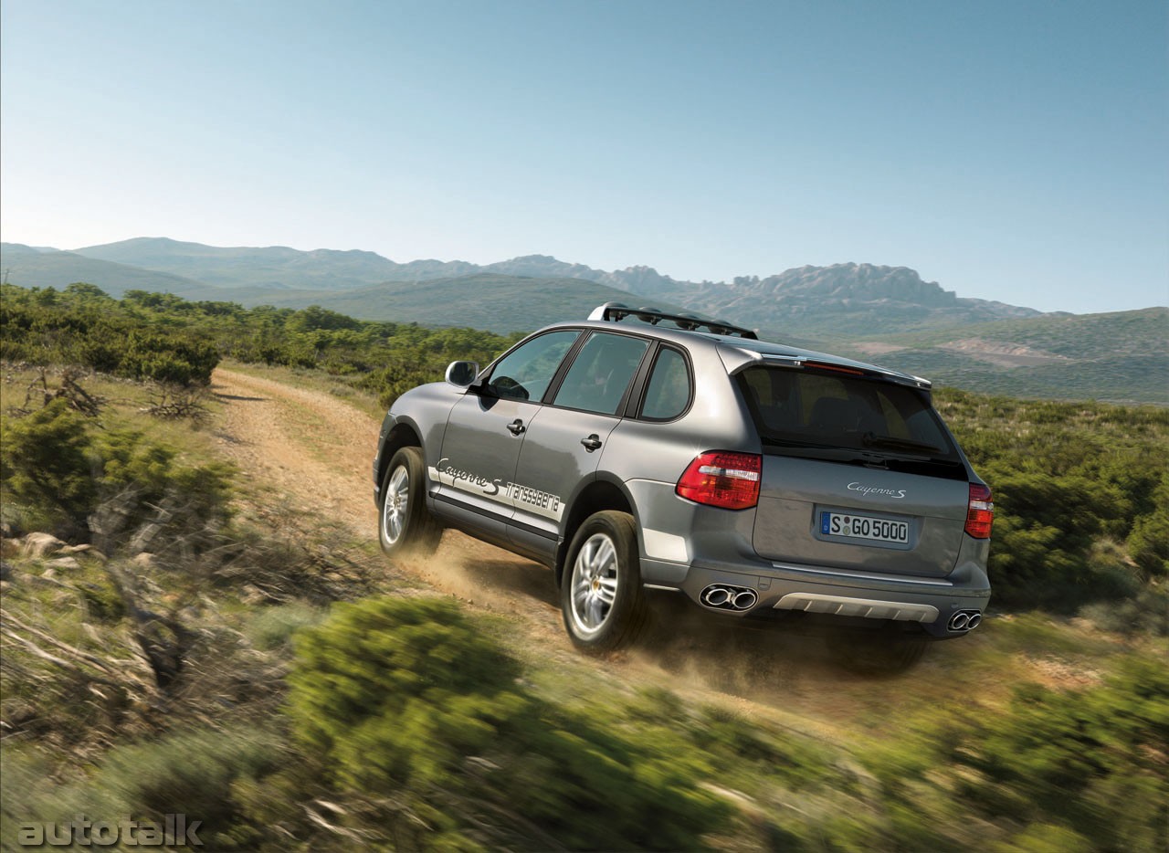 2010 Porsche Cayenne S Transsyberia