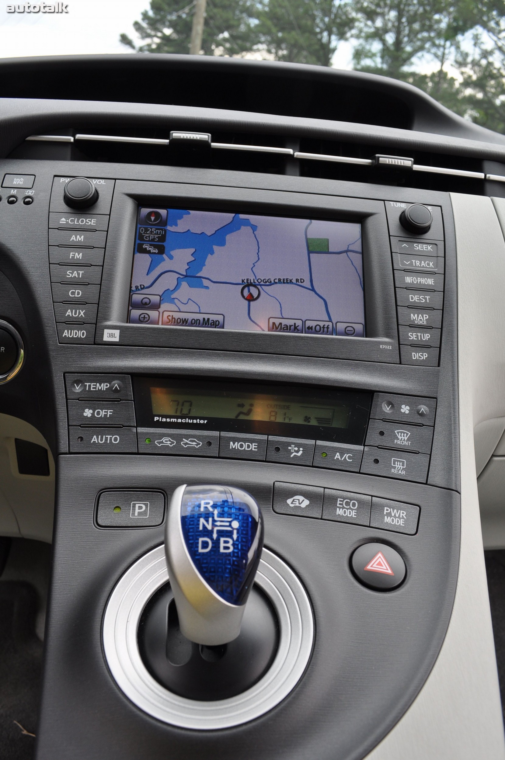 2010 Toyota Prius Review