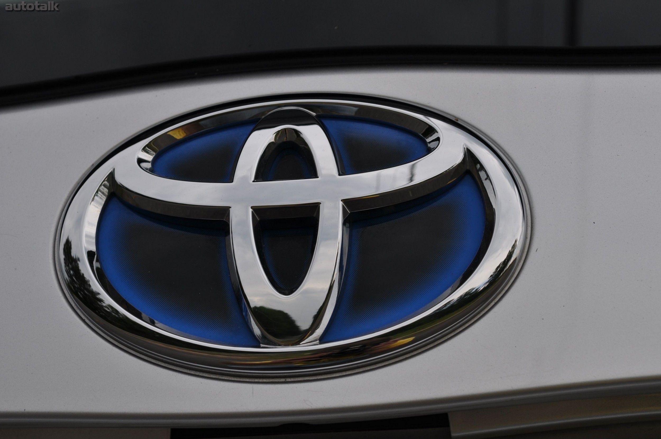 2010 Toyota Prius Review