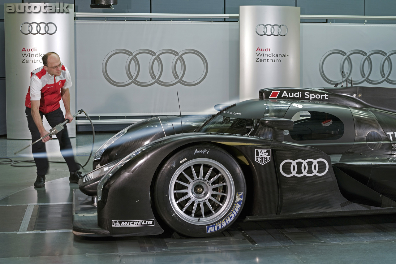 2011 Audi R18 LMP1