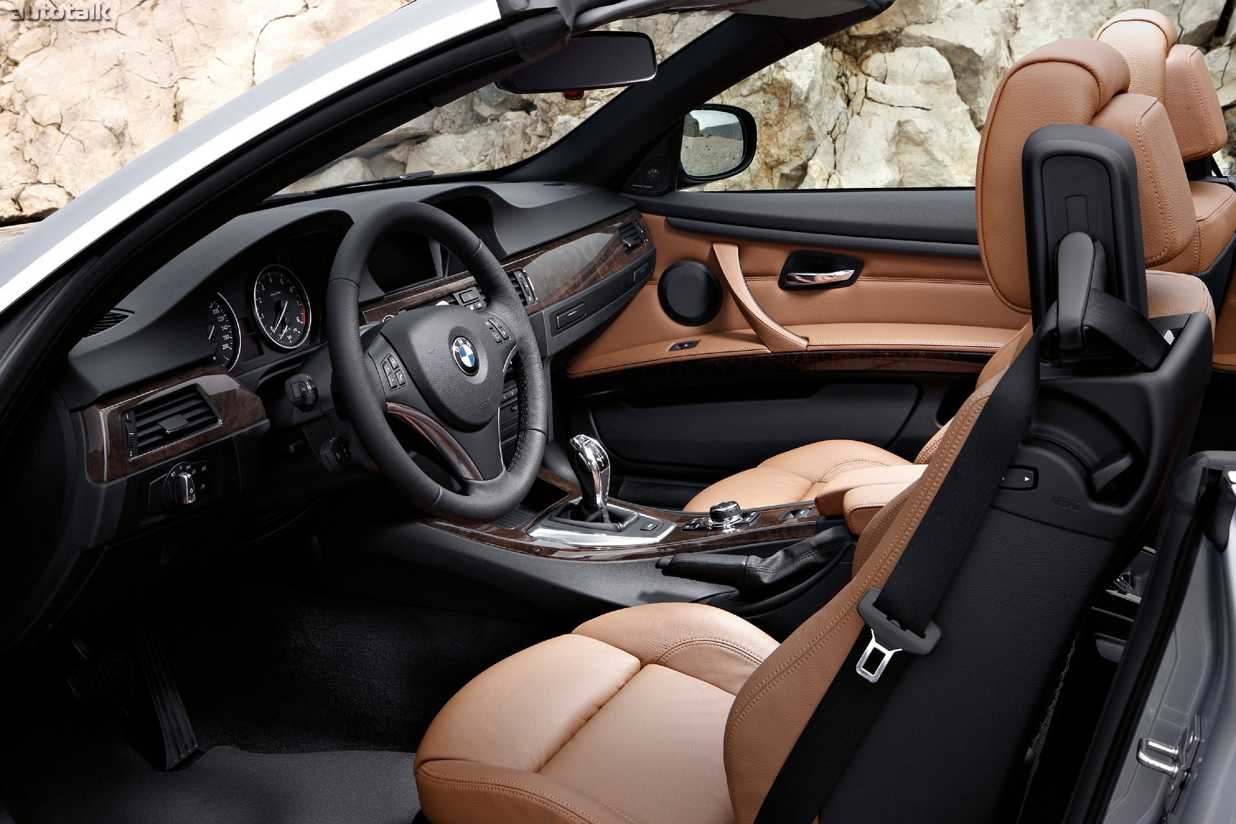 2011 BMW 3 Series Convertible
