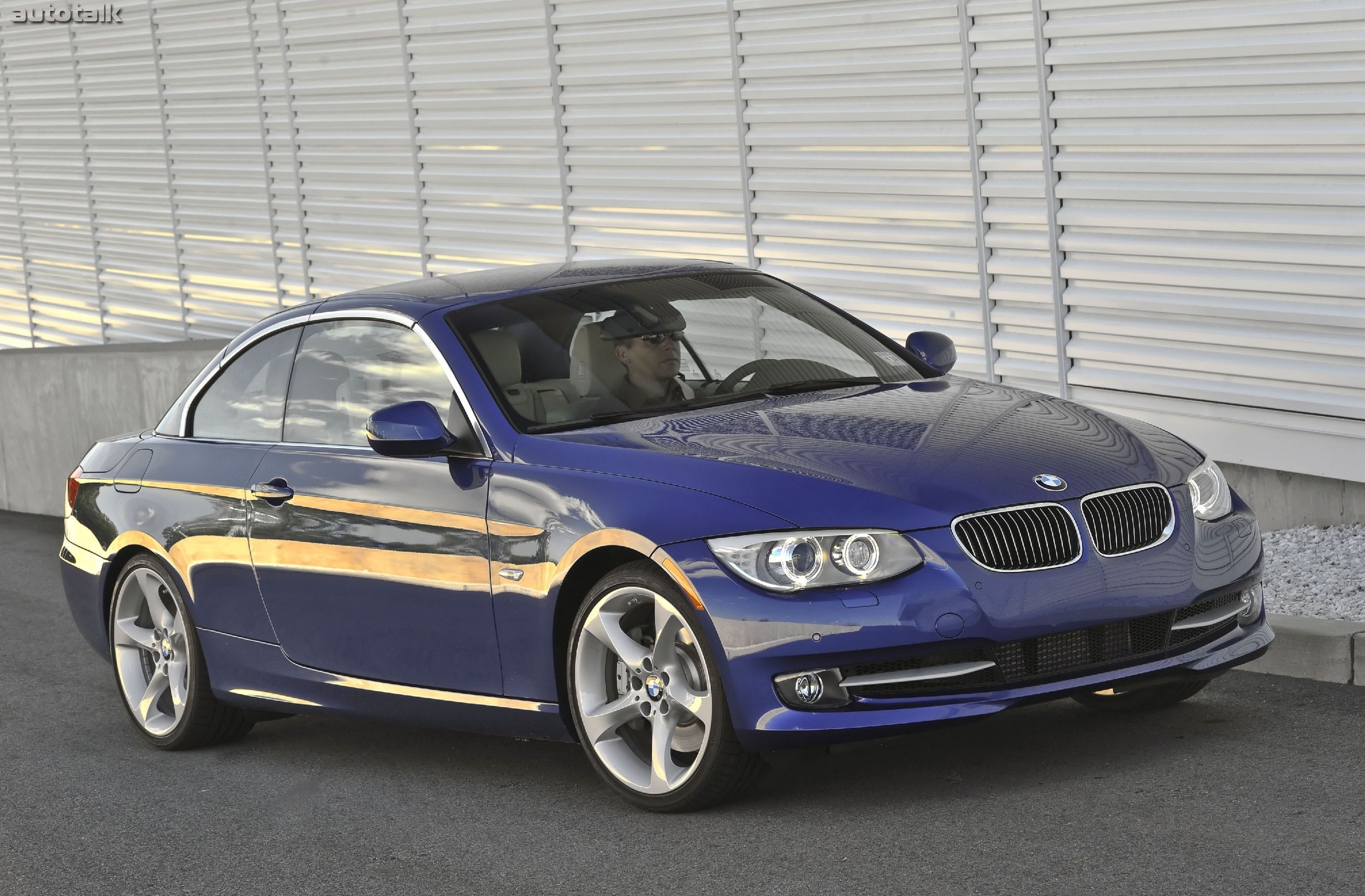 2011 BMW 3 Series Convertible