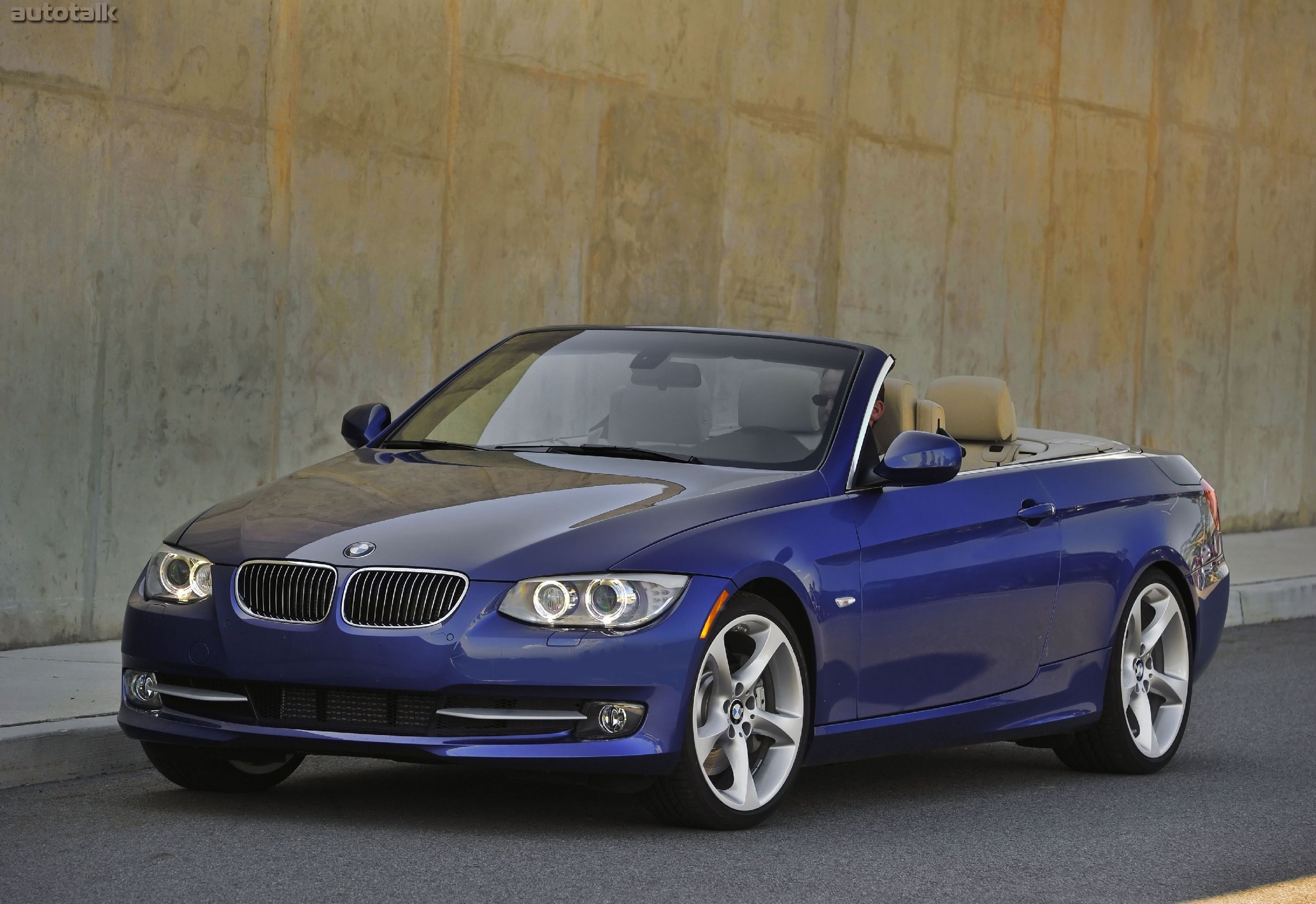 2011 BMW 3 Series Convertible