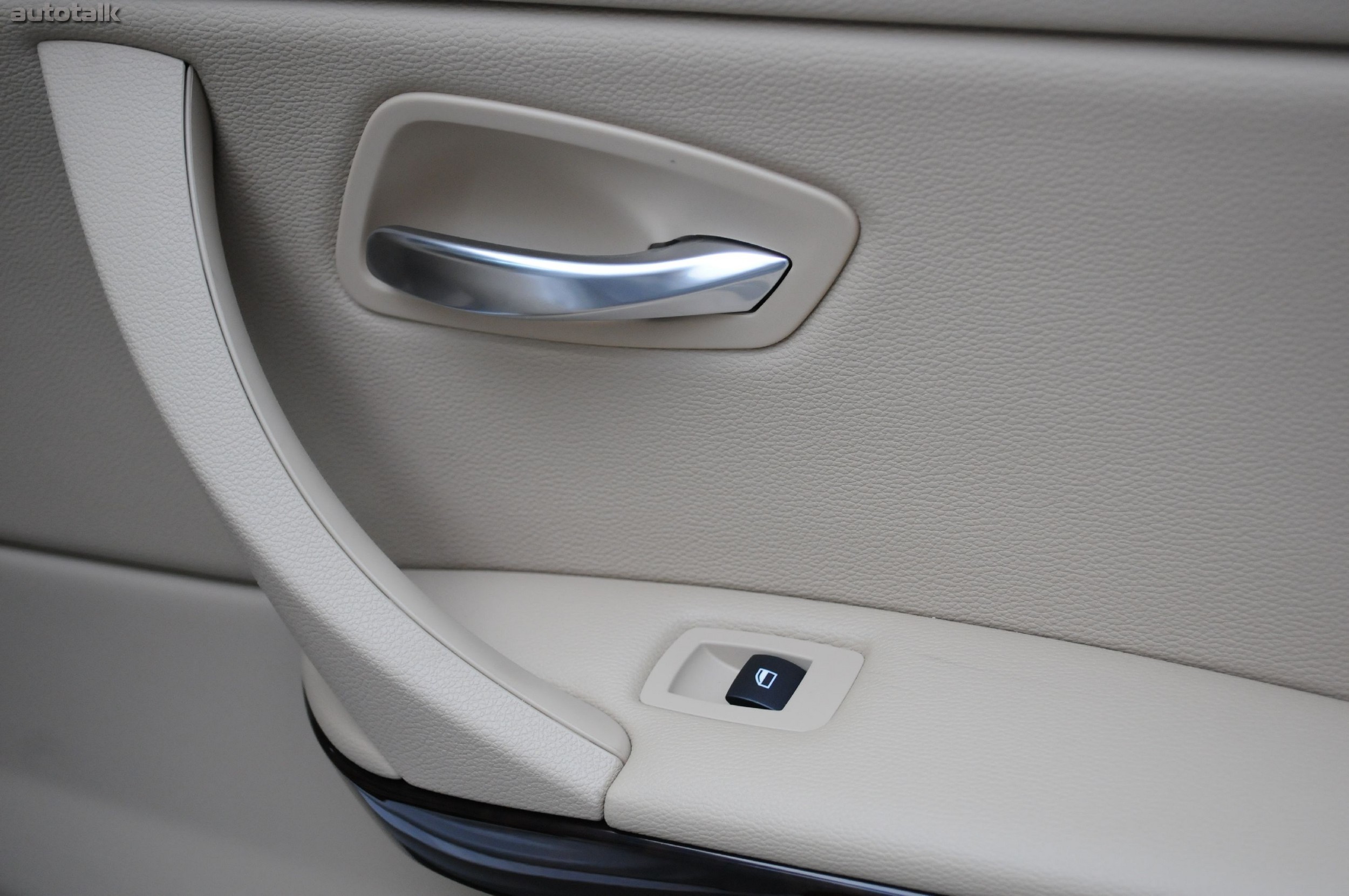 2011 BMW 335i Review