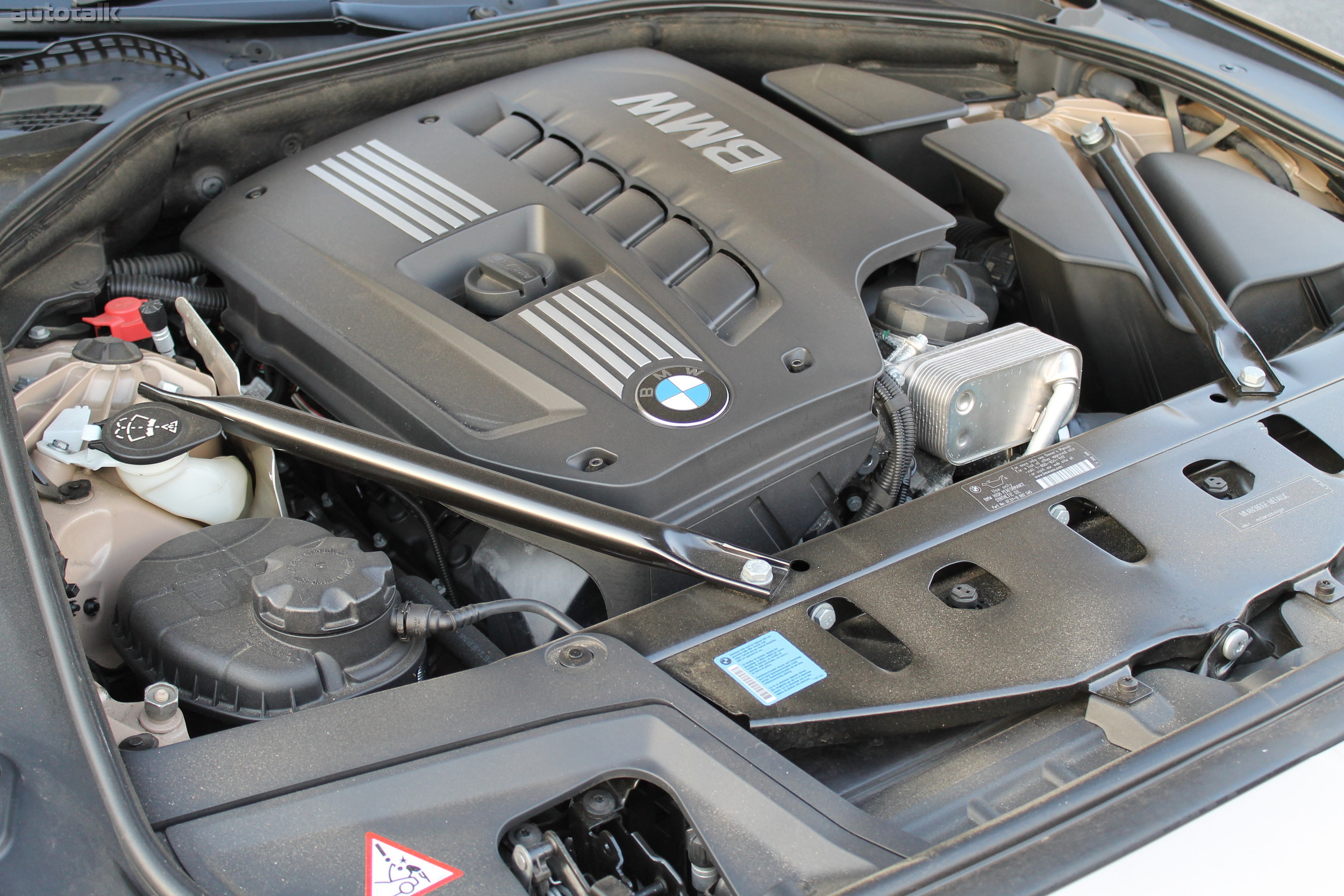 2011 BMW 528i Review