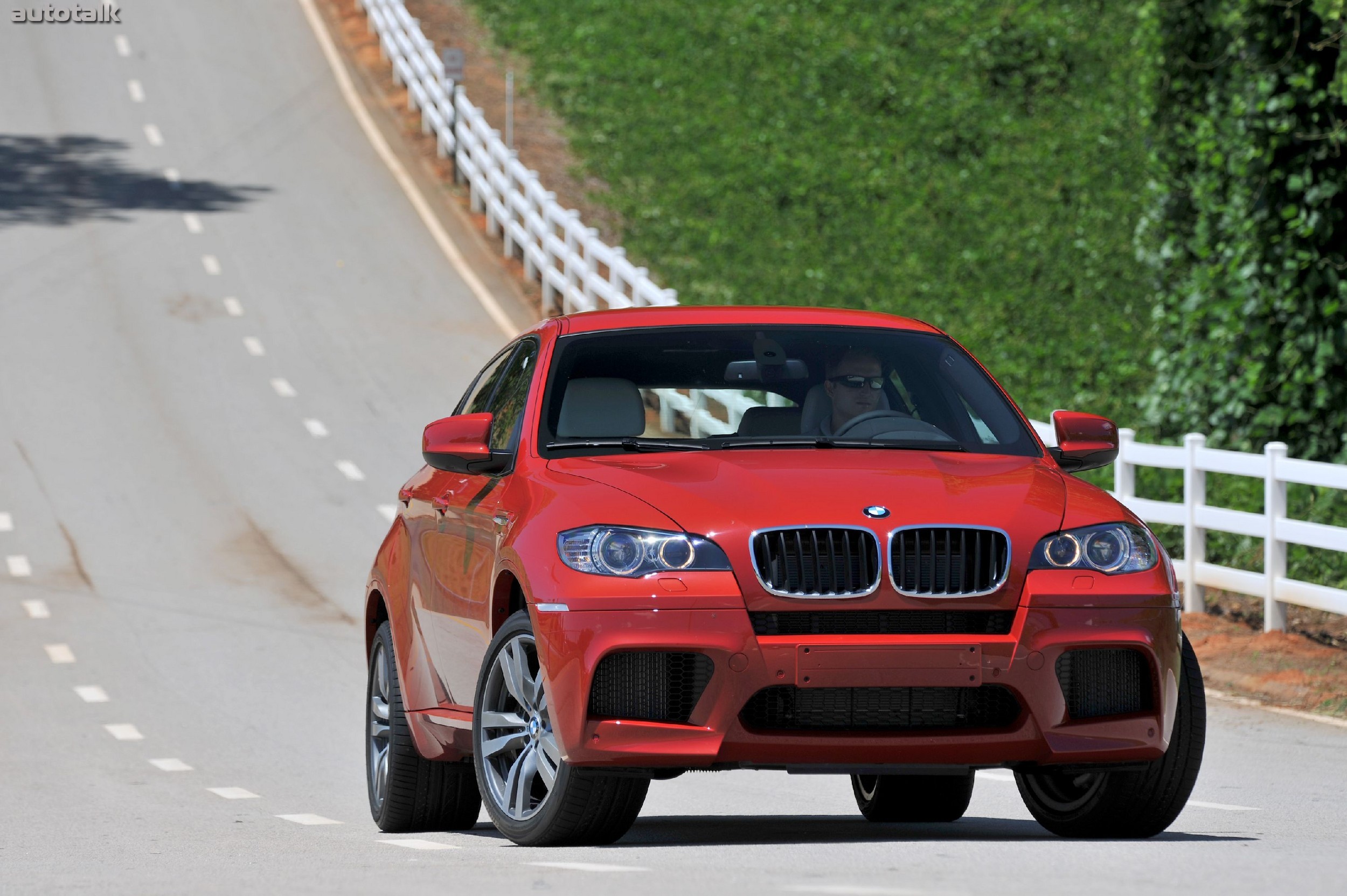 2011 BMW X6 M