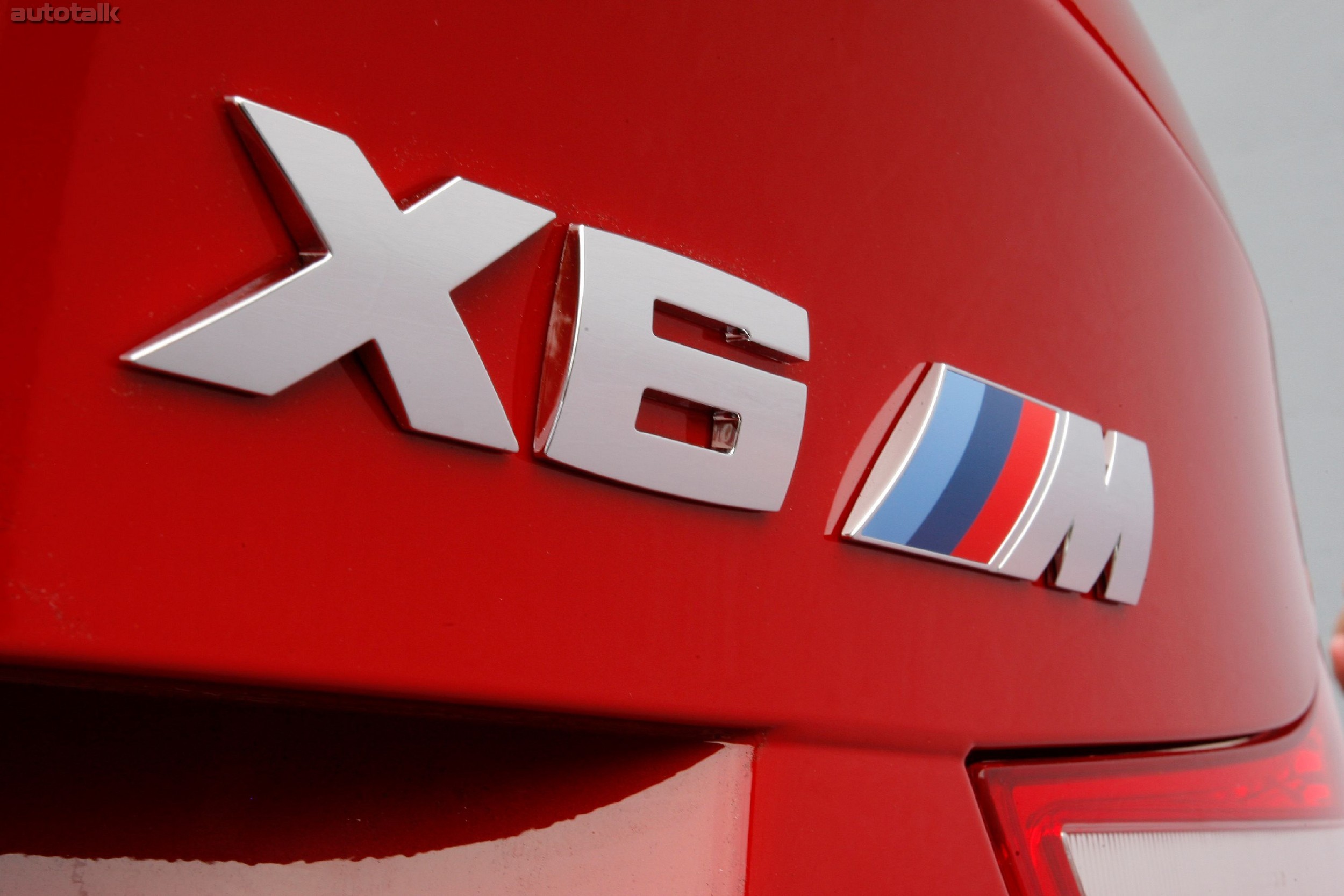 2011 BMW X6 M