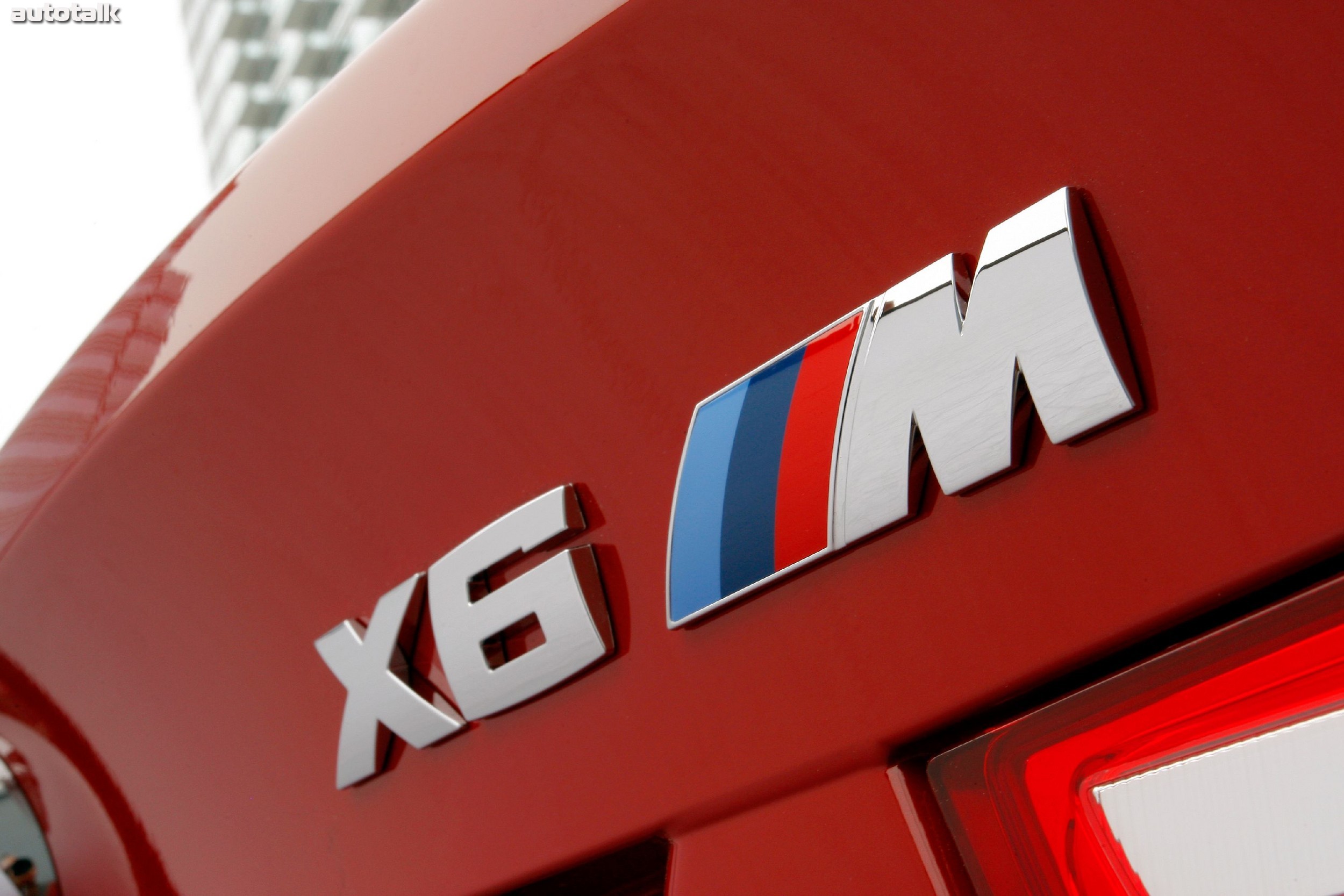 2011 BMW X6 M