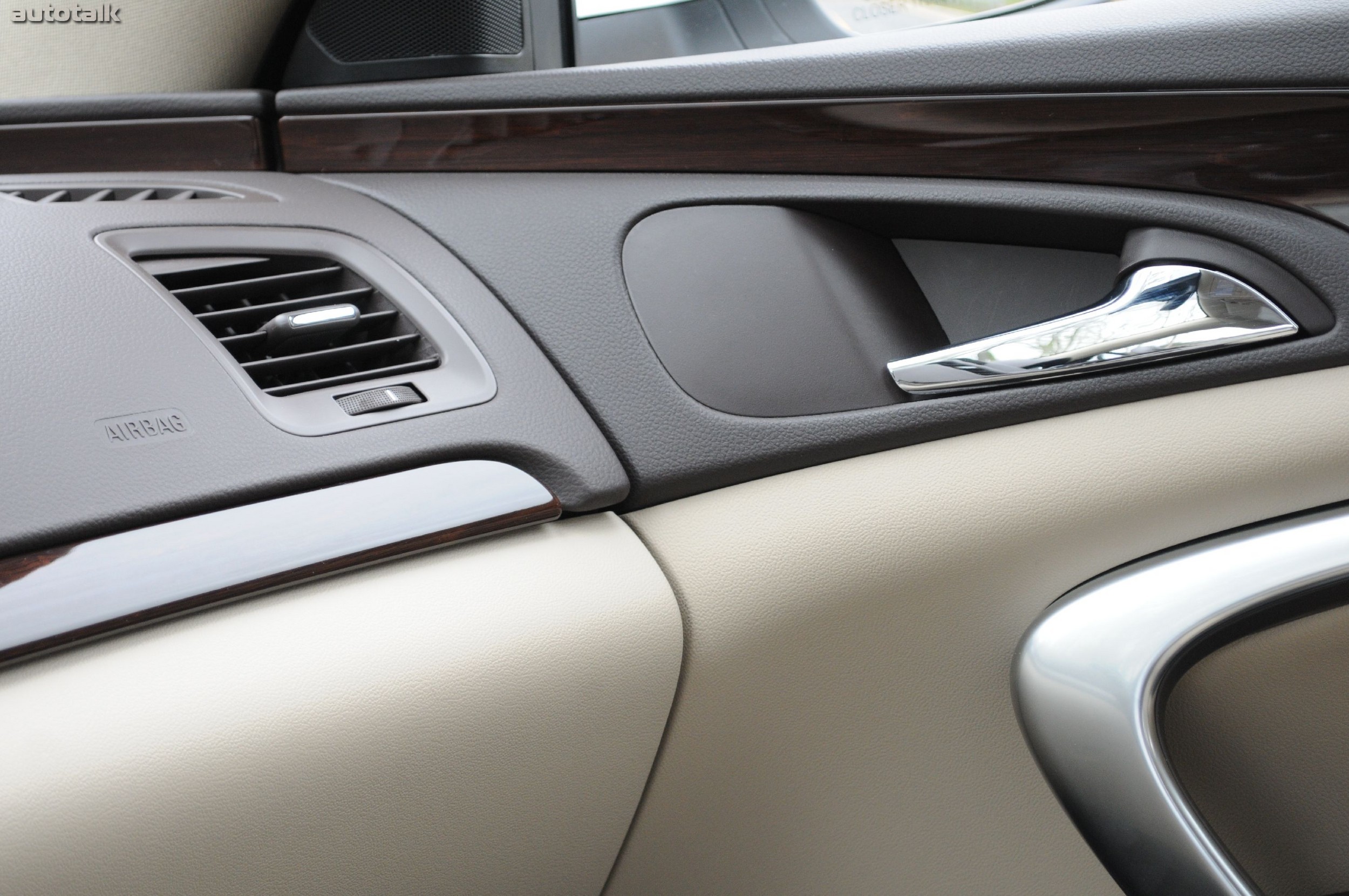 2011 Buick Regal Turbo Review