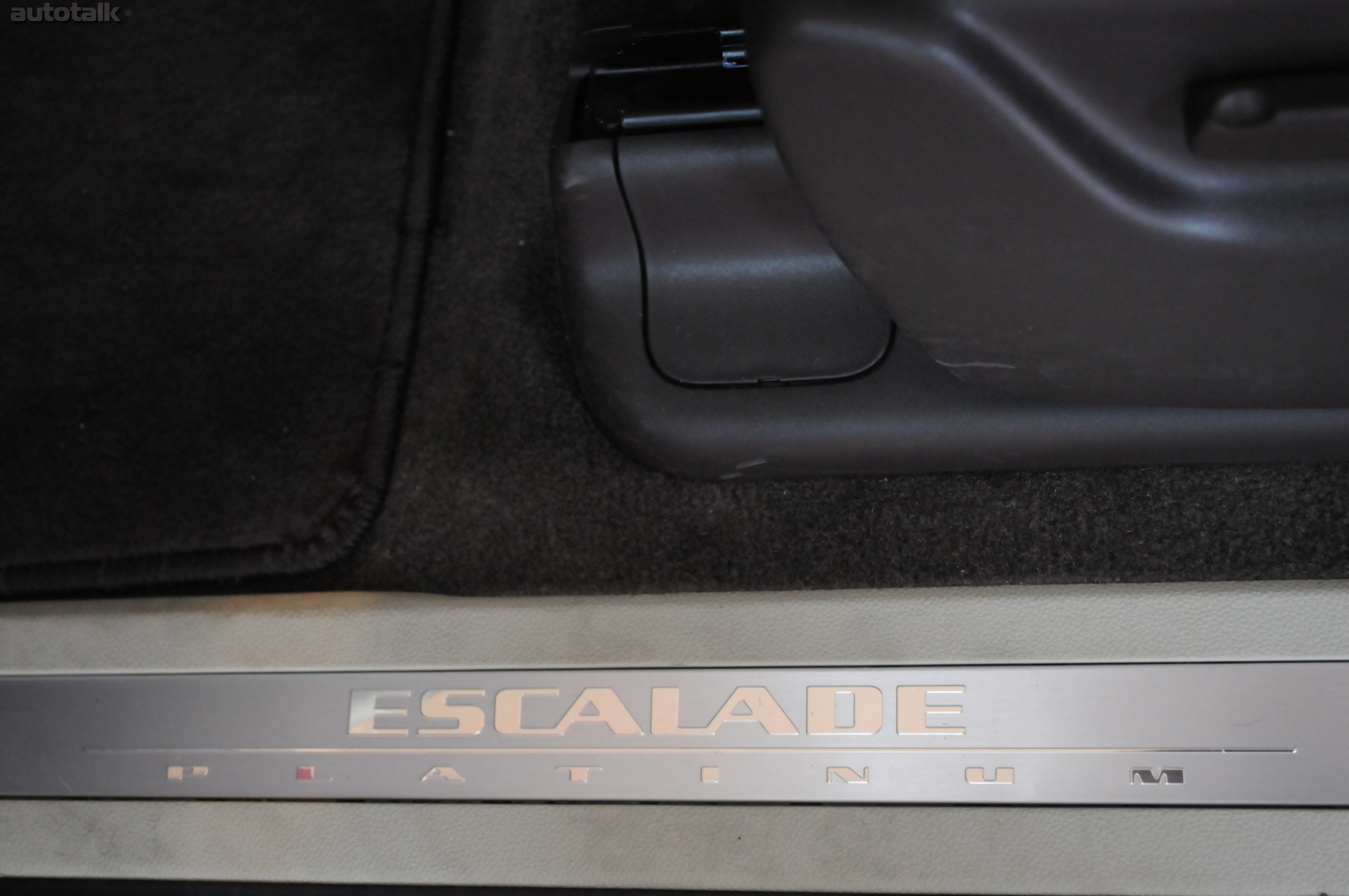 2011 Cadillac Escalade ESV Review