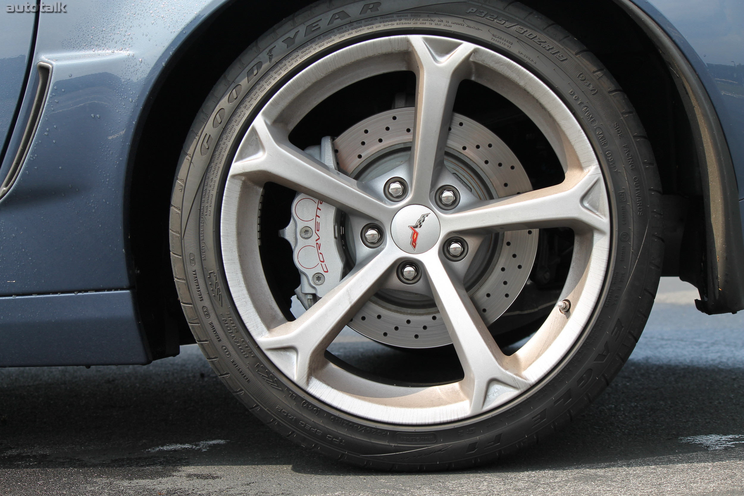 2011 Chevrolet Corvette Grand Sport Convertible Review