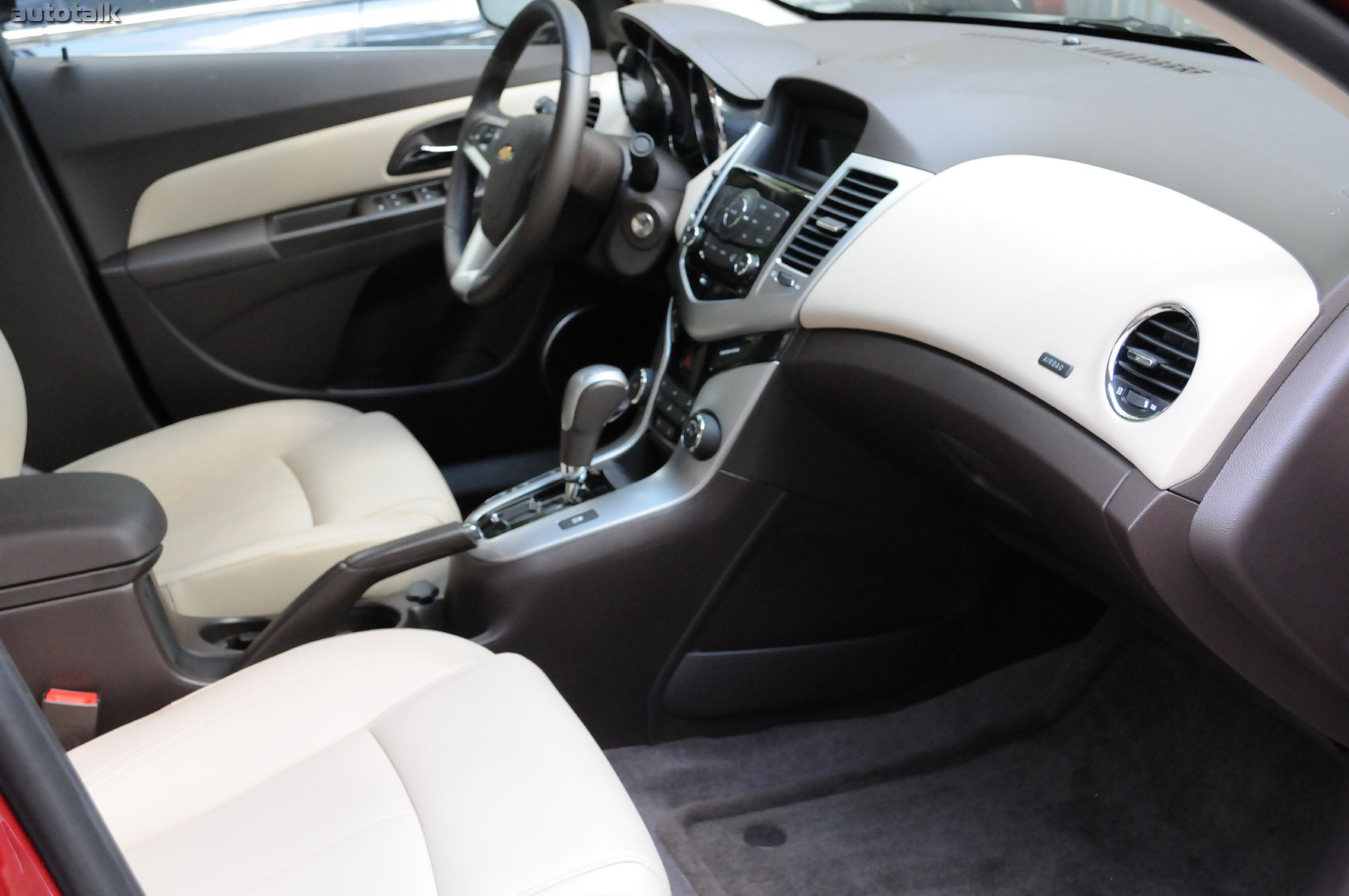 2011 Chevrolet Cruze RS Review