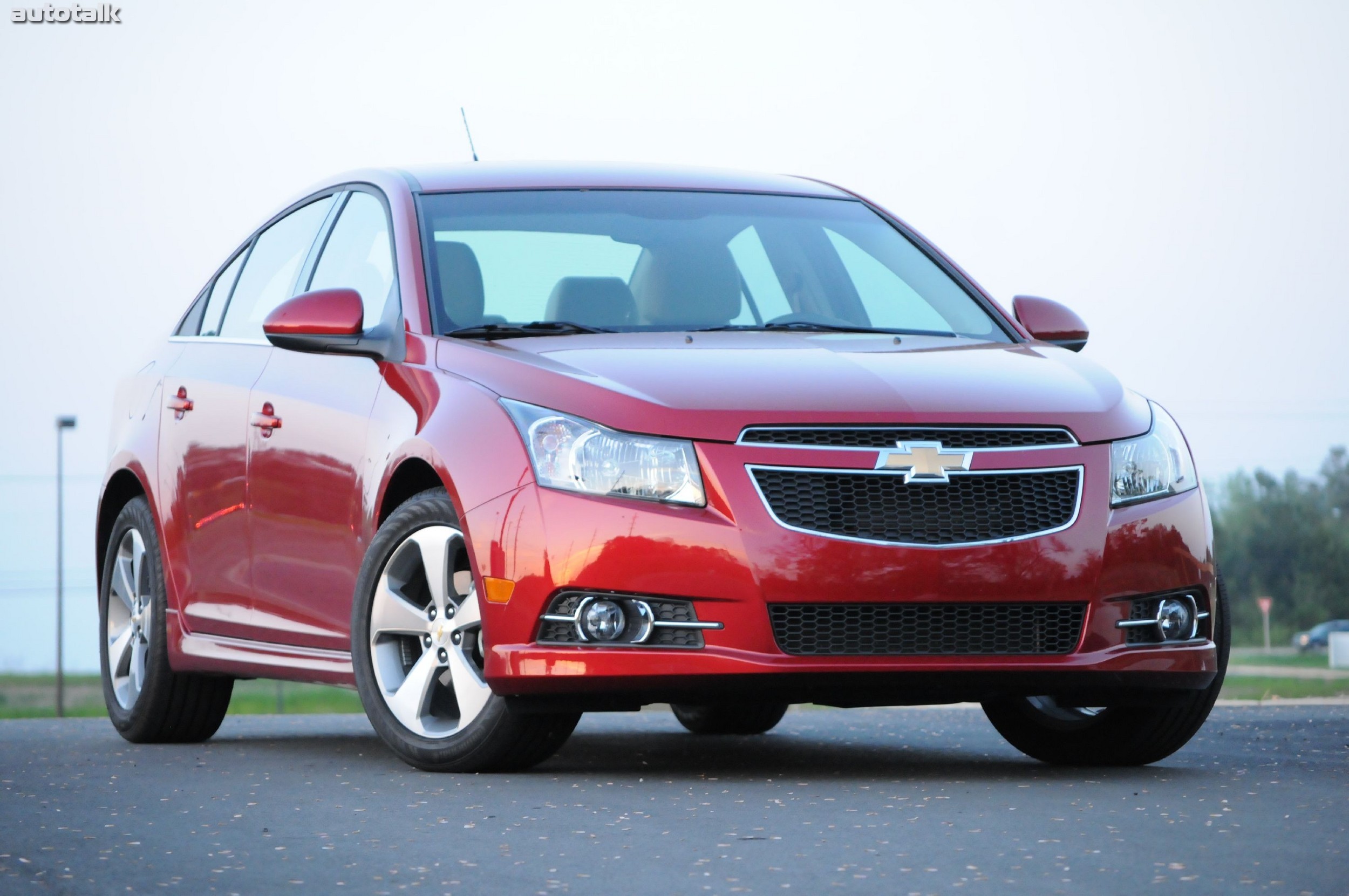 2011 Chevrolet Cruze RS Review