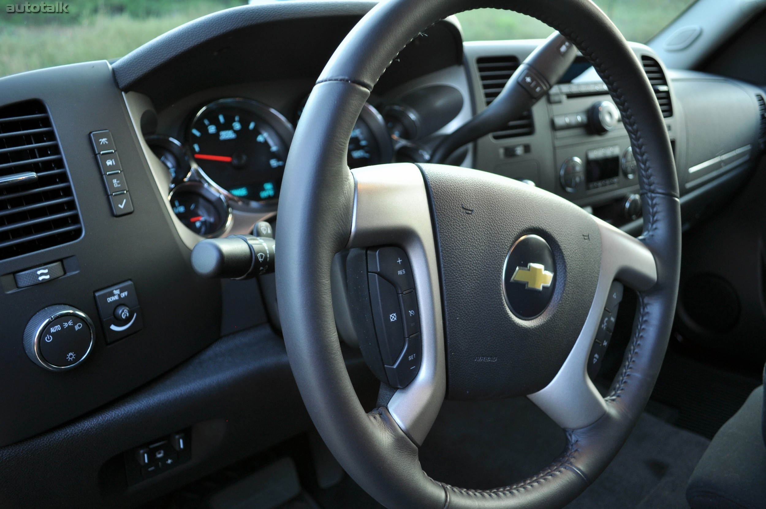 2011 Chevrolet Silverado 2500HD Review