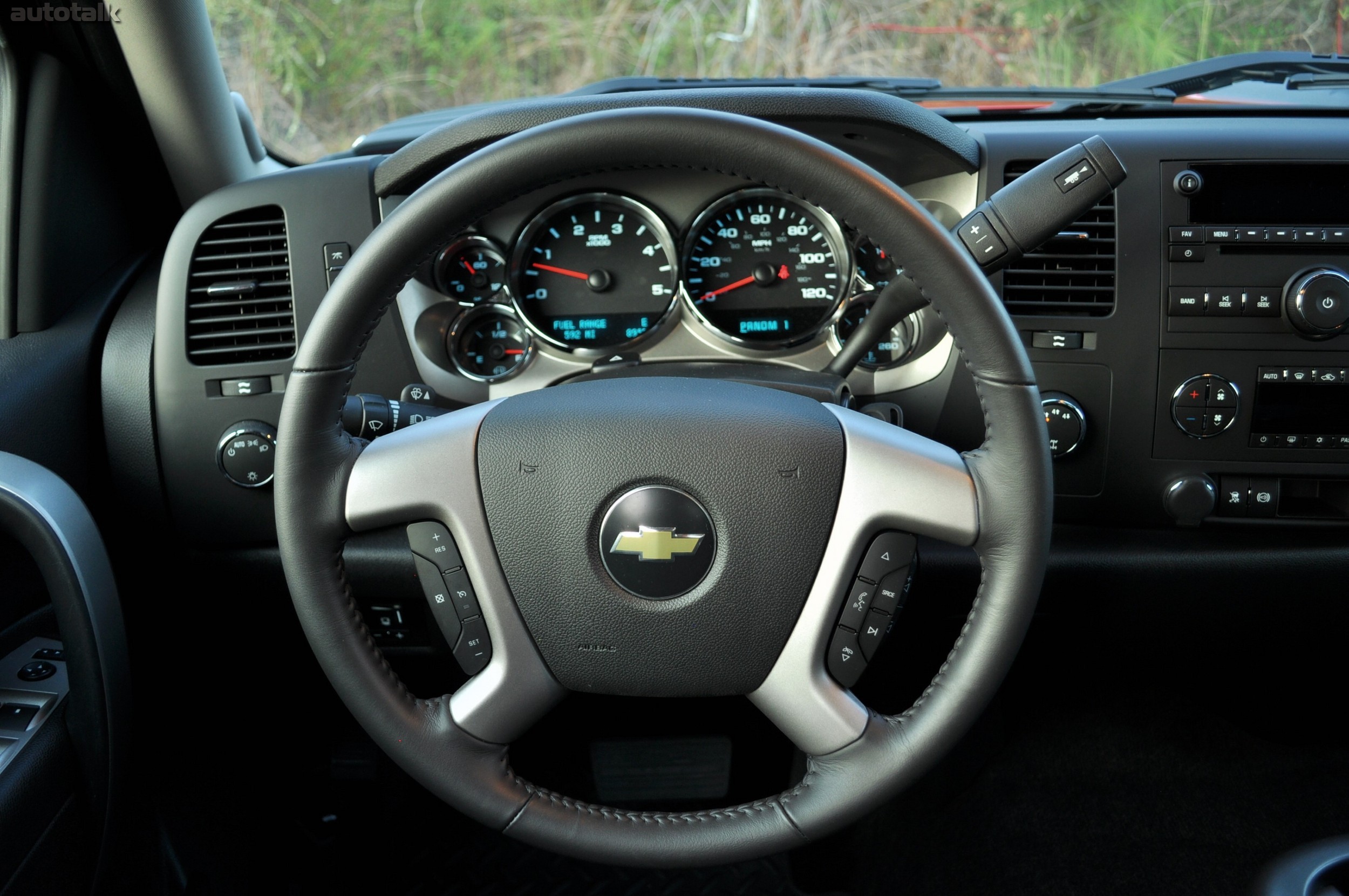 2011 Chevrolet Silverado 2500HD Review