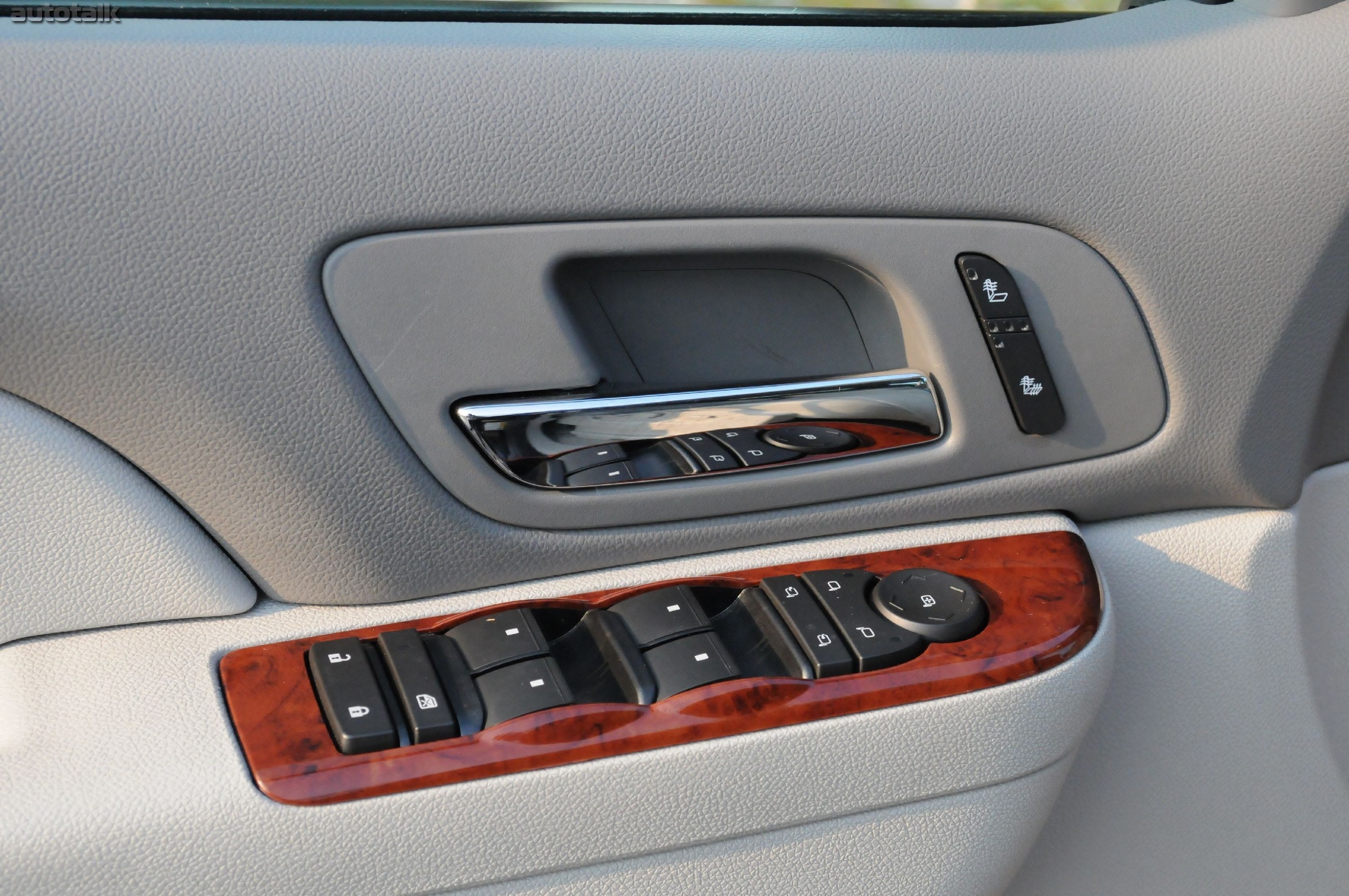 2011 Chevrolet Tahoe Hybrid Review