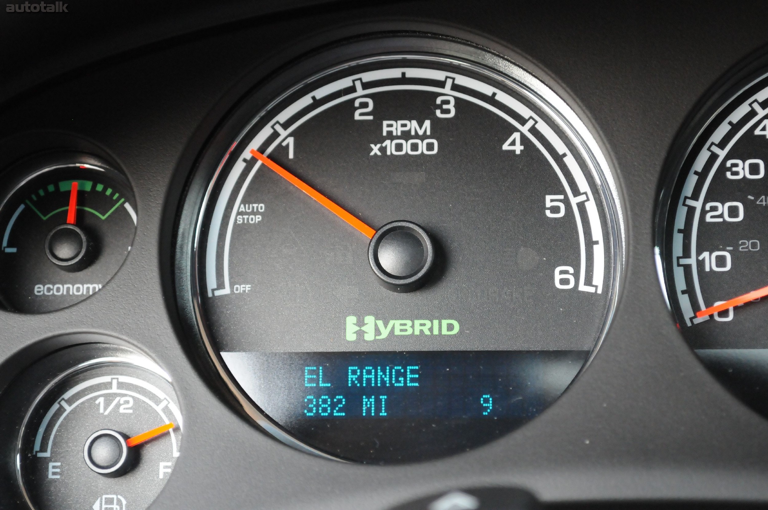 2011 Chevrolet Tahoe Hybrid Review