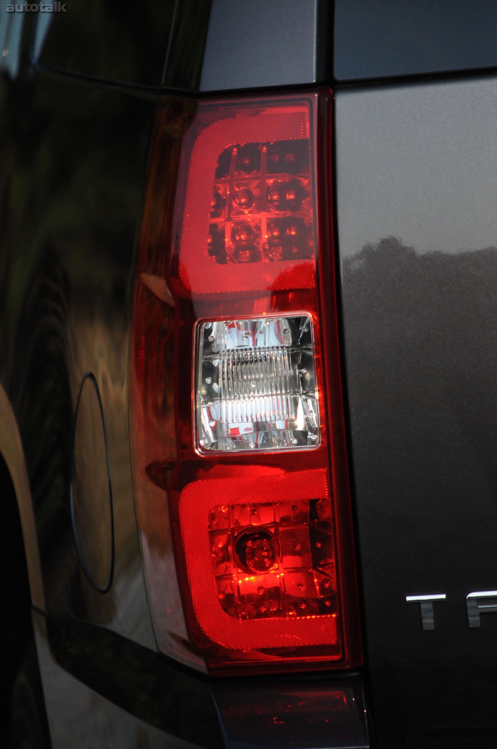 2011 Chevrolet Tahoe Hybrid Review