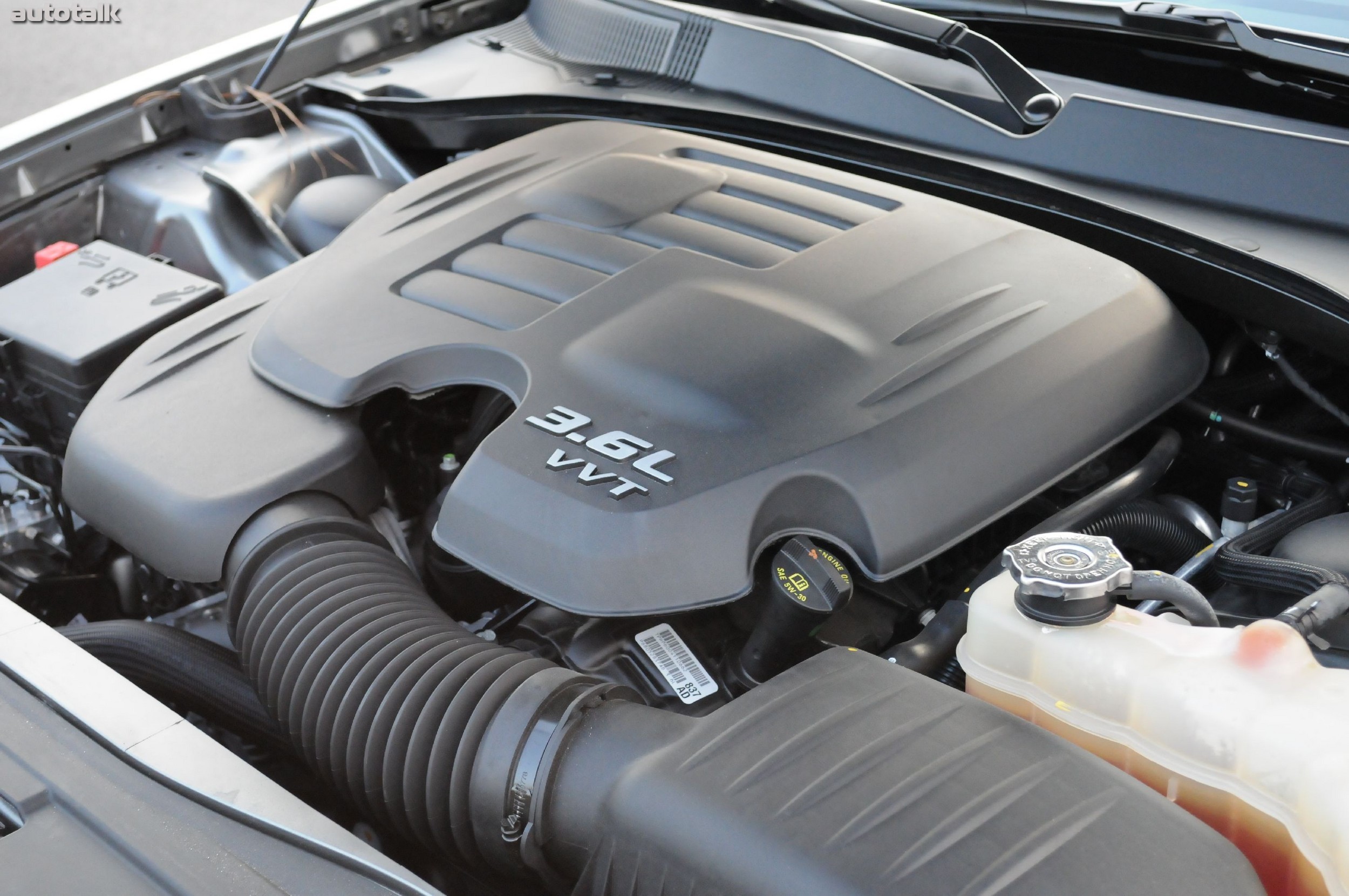 2011 Chrysler 300 Limited Review