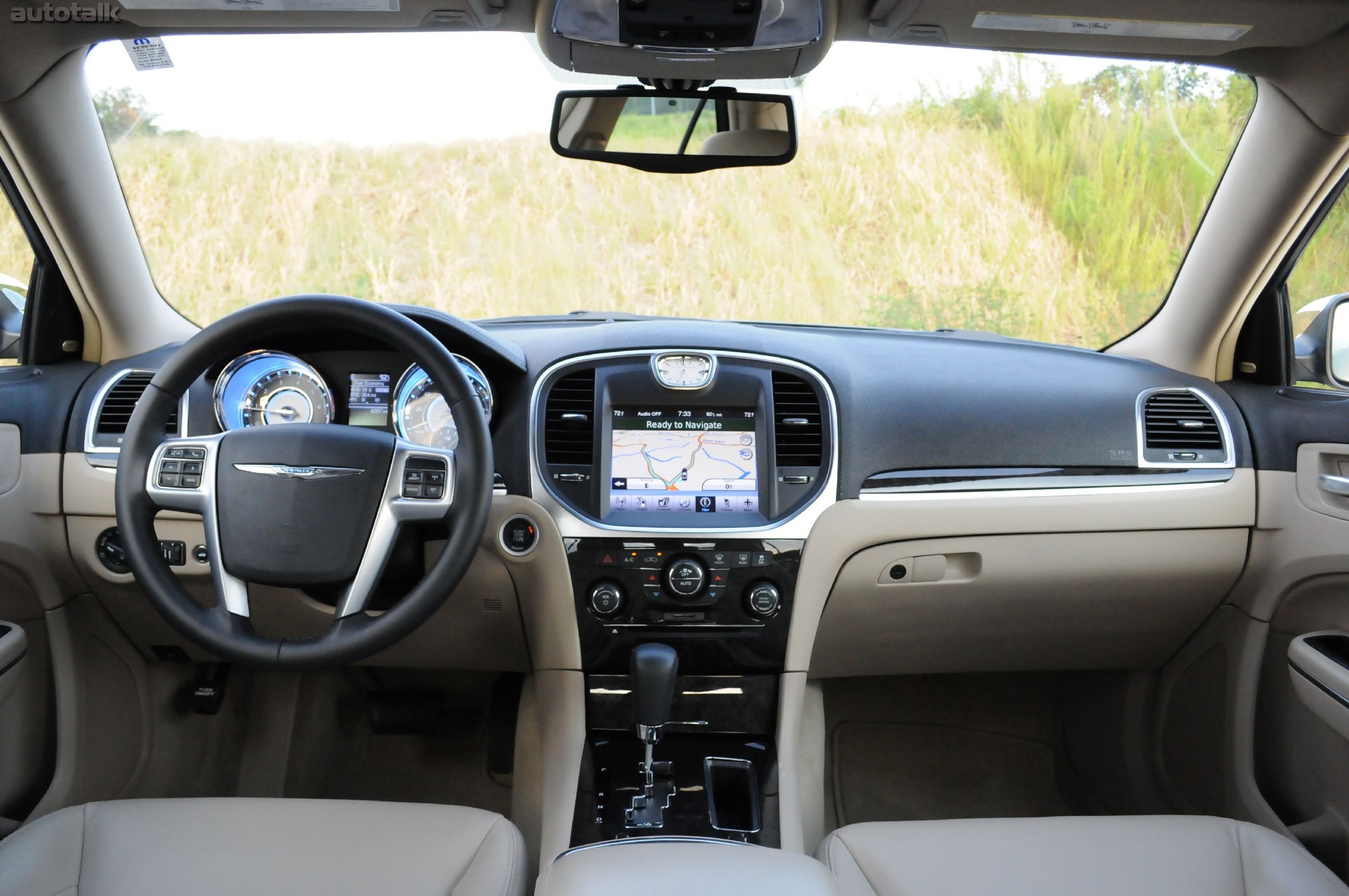 2011 Chrysler 300 Limited Review