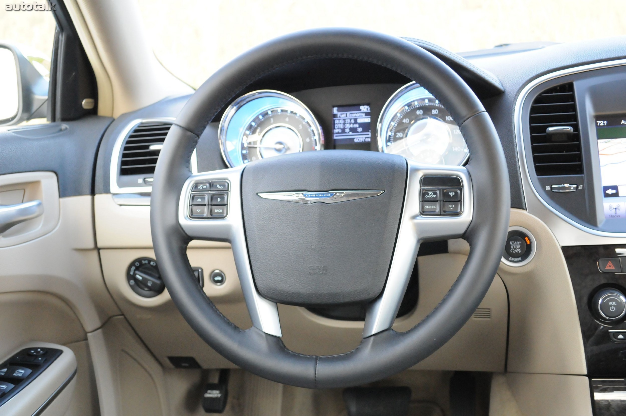 2011 Chrysler 300 Limited Review