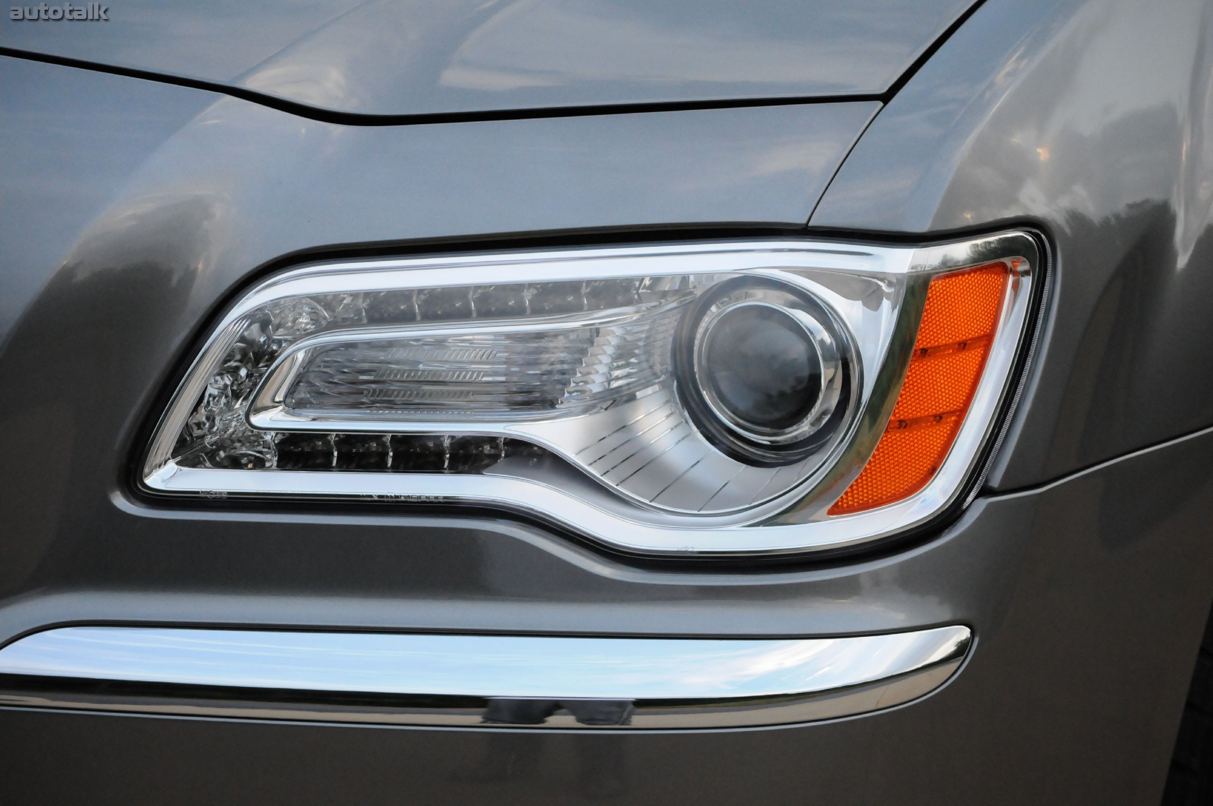 2011 Chrysler 300 Limited Review