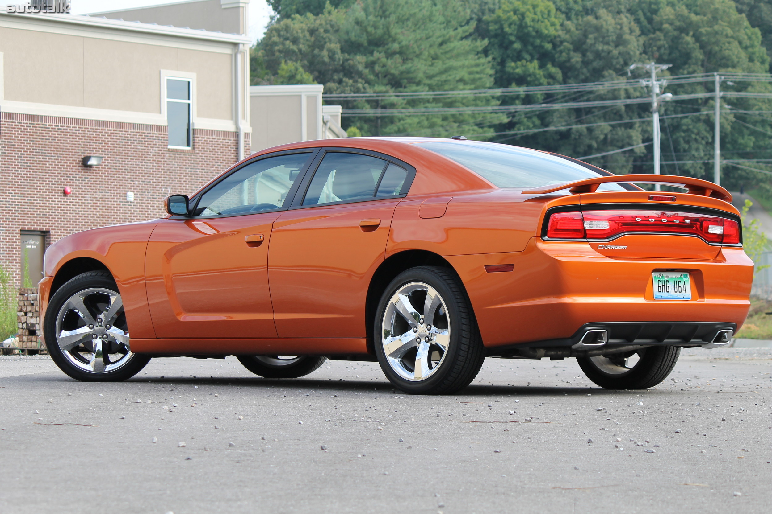 2011 Dodge Charger Review