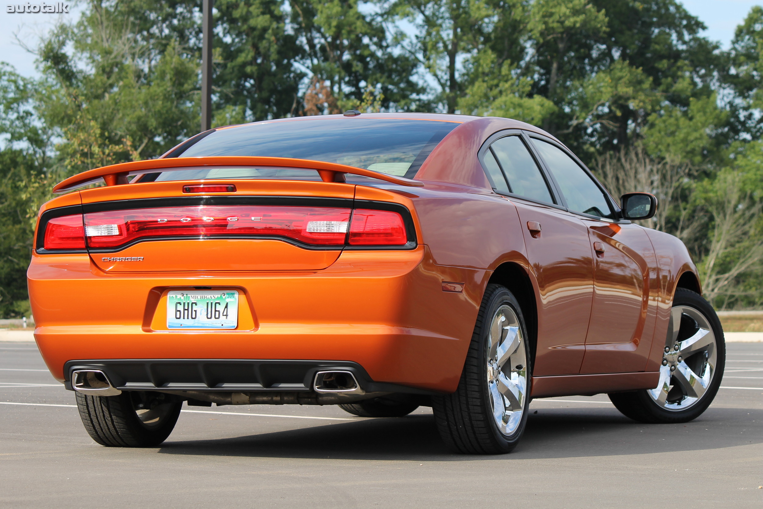2011 Dodge Charger Review