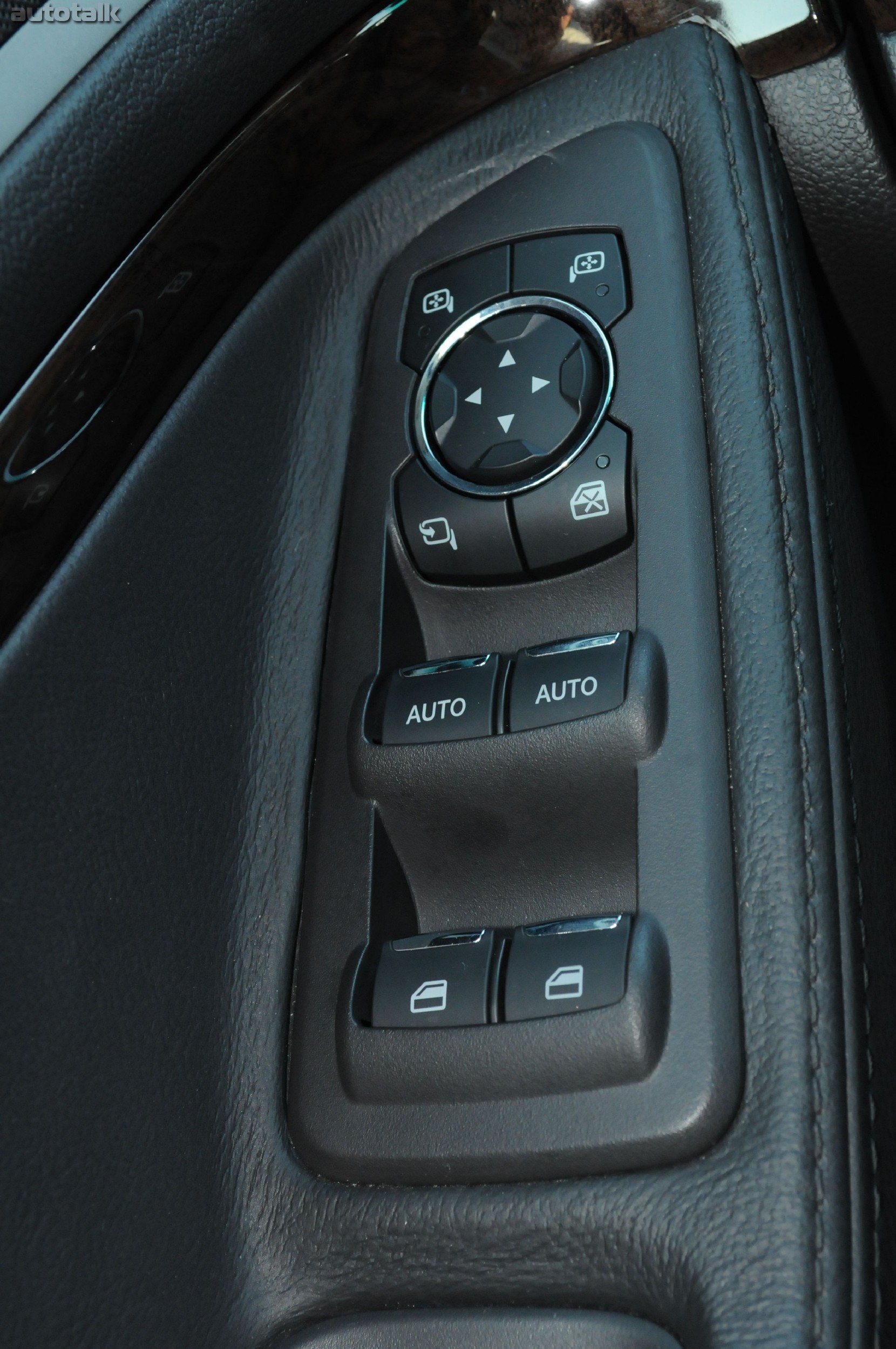 2011 Ford Explorer Review